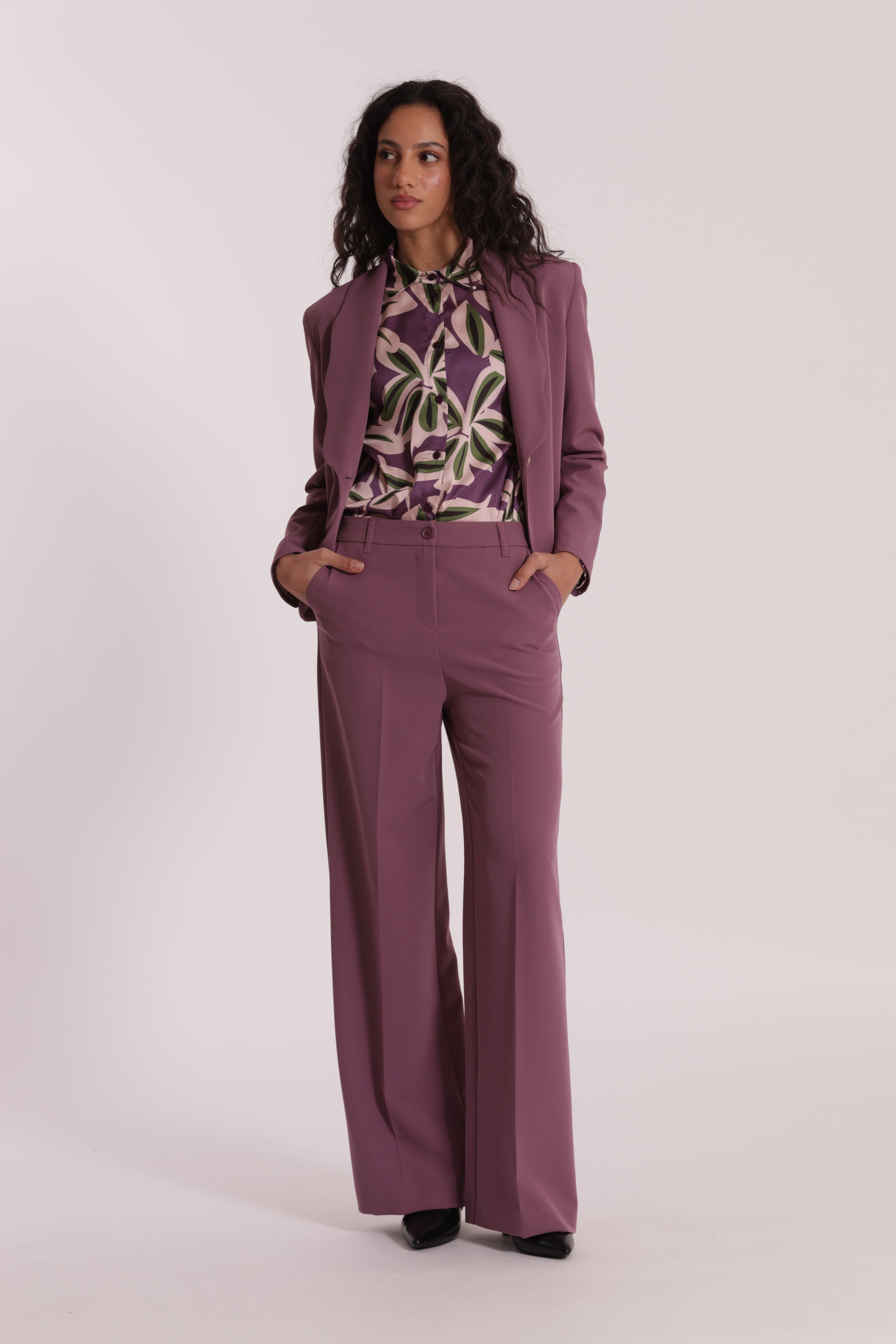 Mimi Mua pantalone palazzo con elastico dietro in tessuto tecnico nero