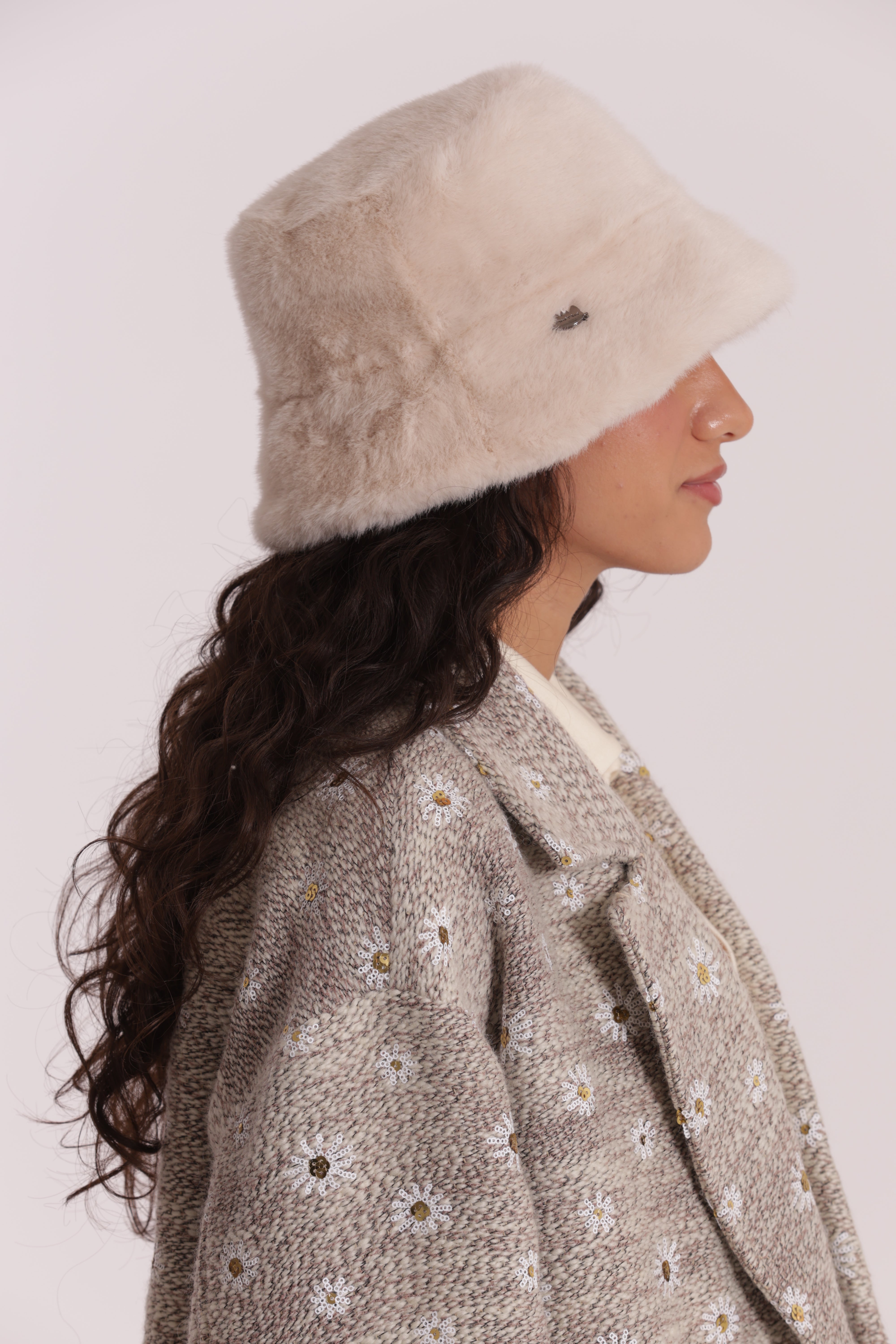 Mimi Mua Cappello Cloche Pelo Morbido Nero
