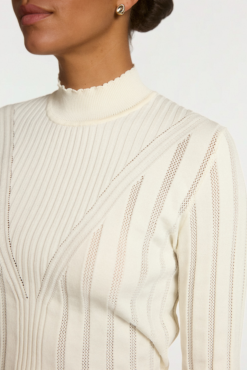 Aaiko Vida top crema collo alto maglia