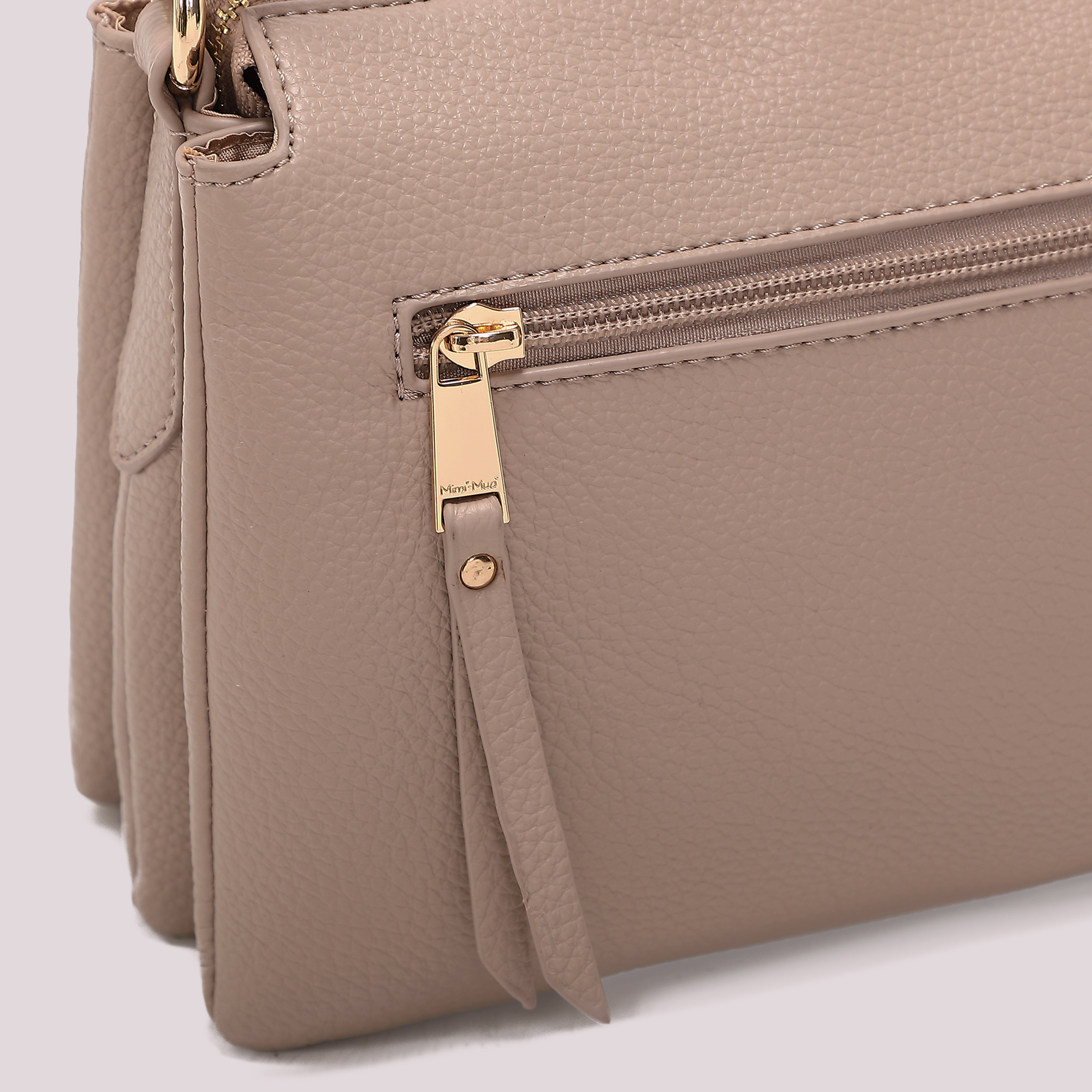 Mimi Mua borsa a tracolla con catena sul manico nero