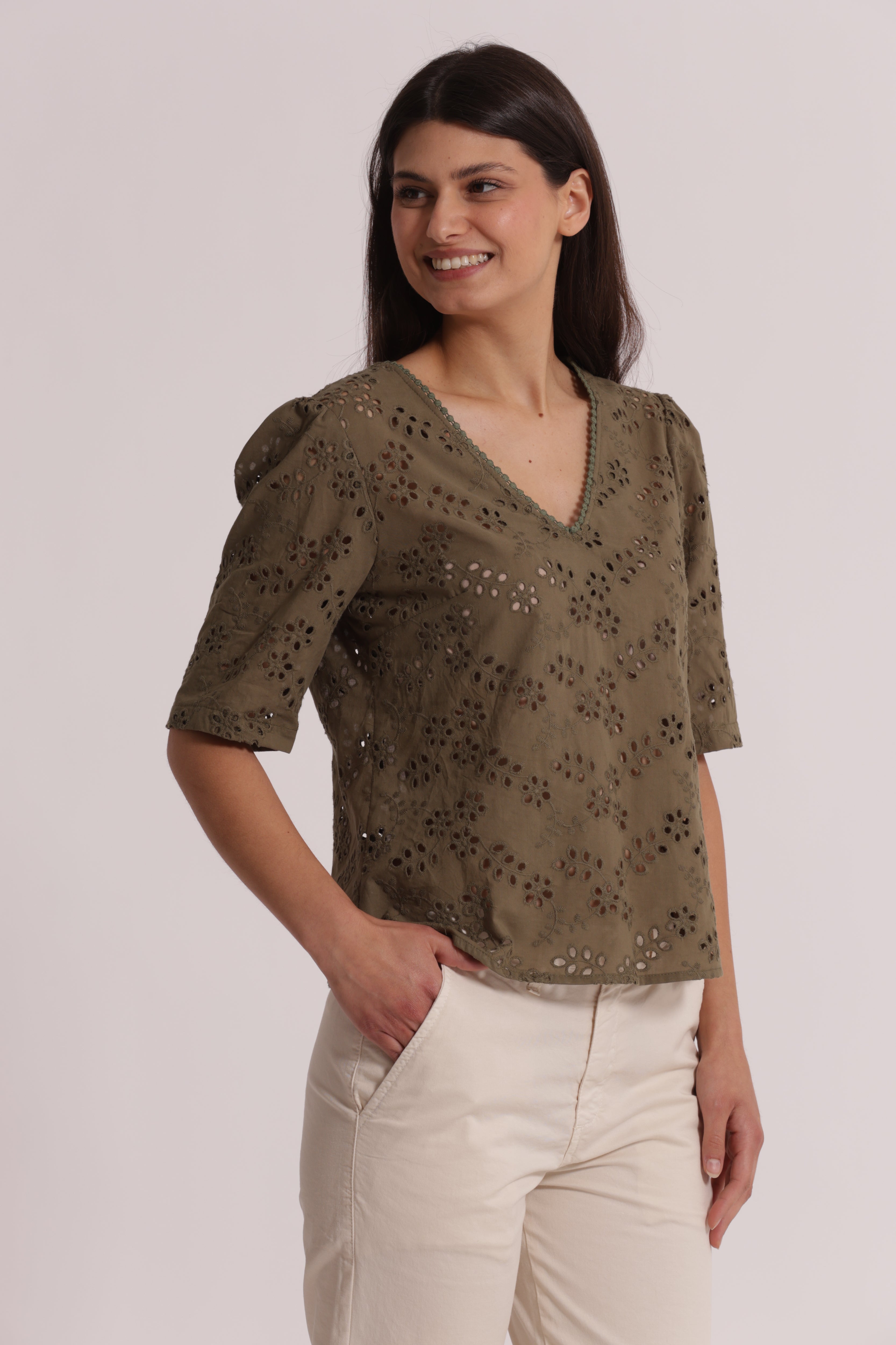 Mimi Mua blusa scollo V sangallo bianco cotone