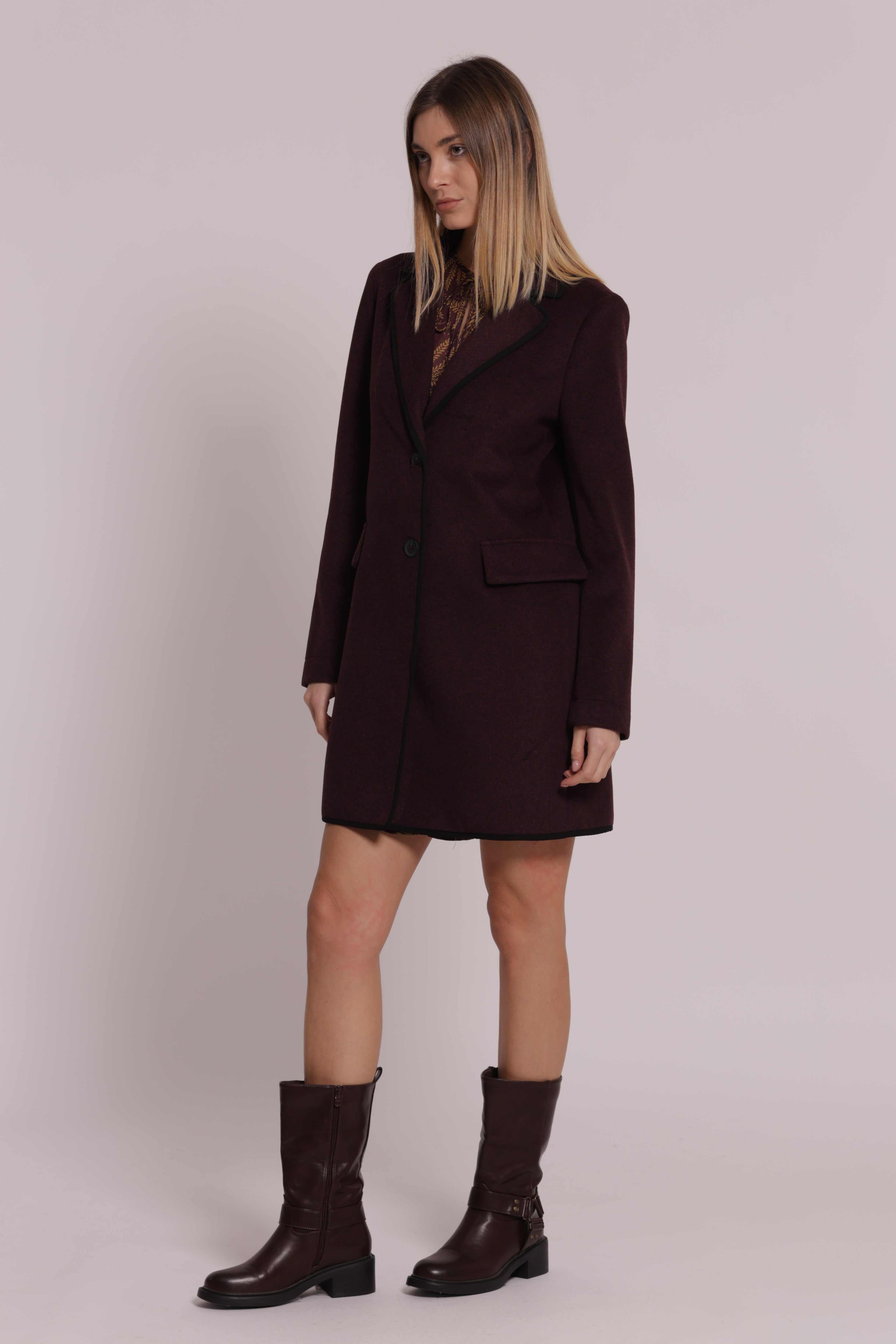 Mimi Mua Baronetto Sfoderato Con Dettagli Neri Cappotto Prugna Leggero