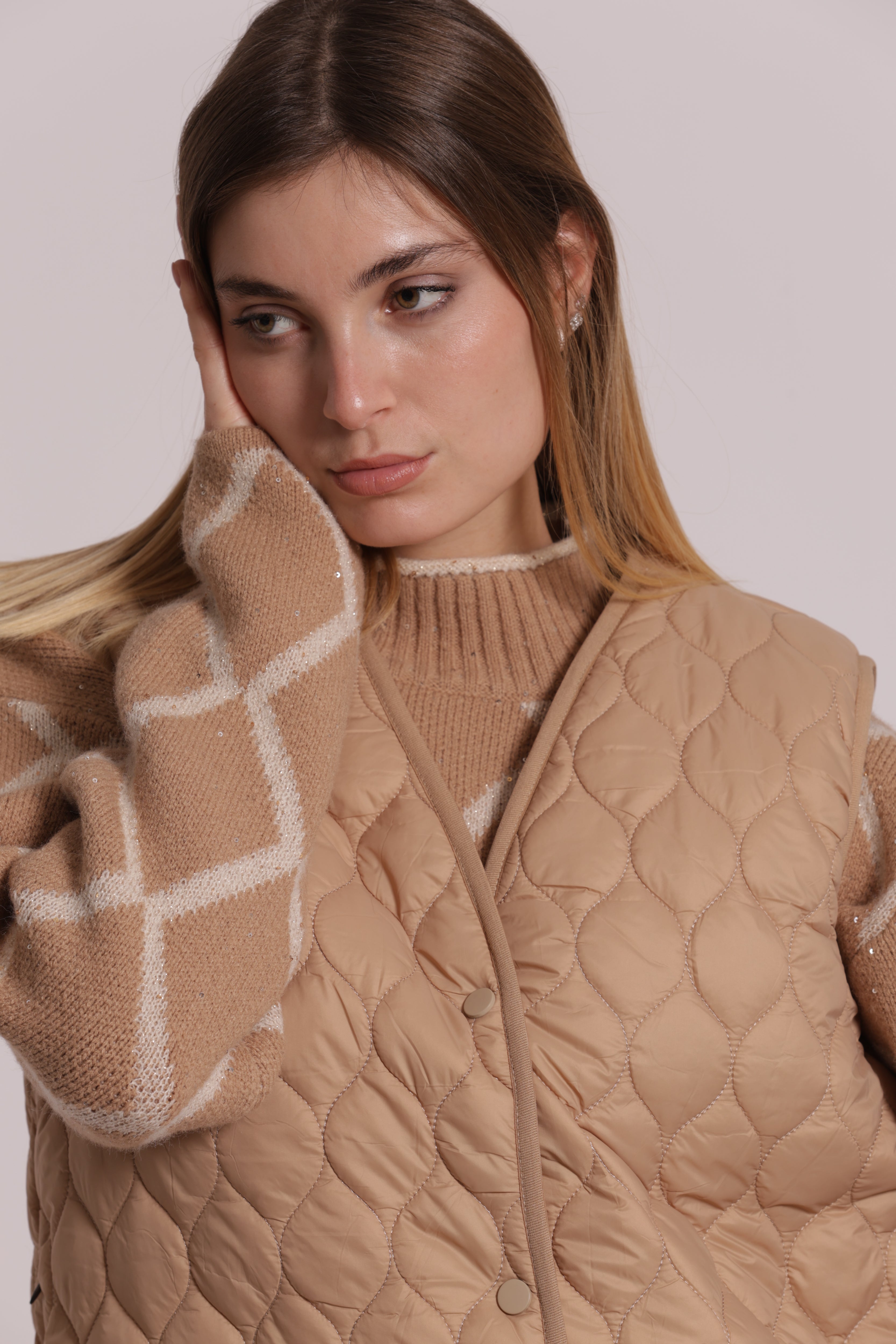 Mimi Mua Gilet Piumino Corto Smanicato Nero Trapuntato