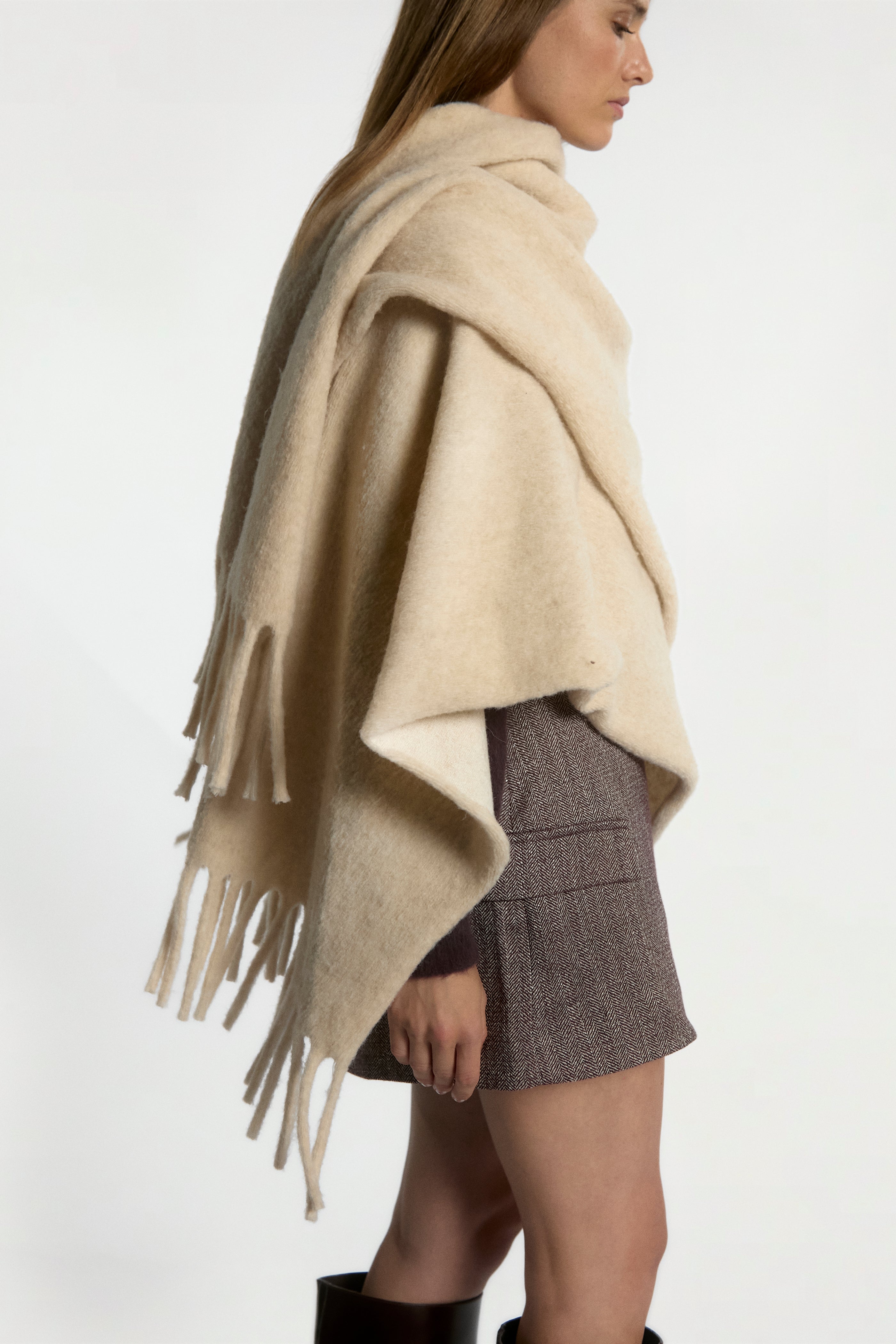 Aaiko Mila poncho crema in misto lana