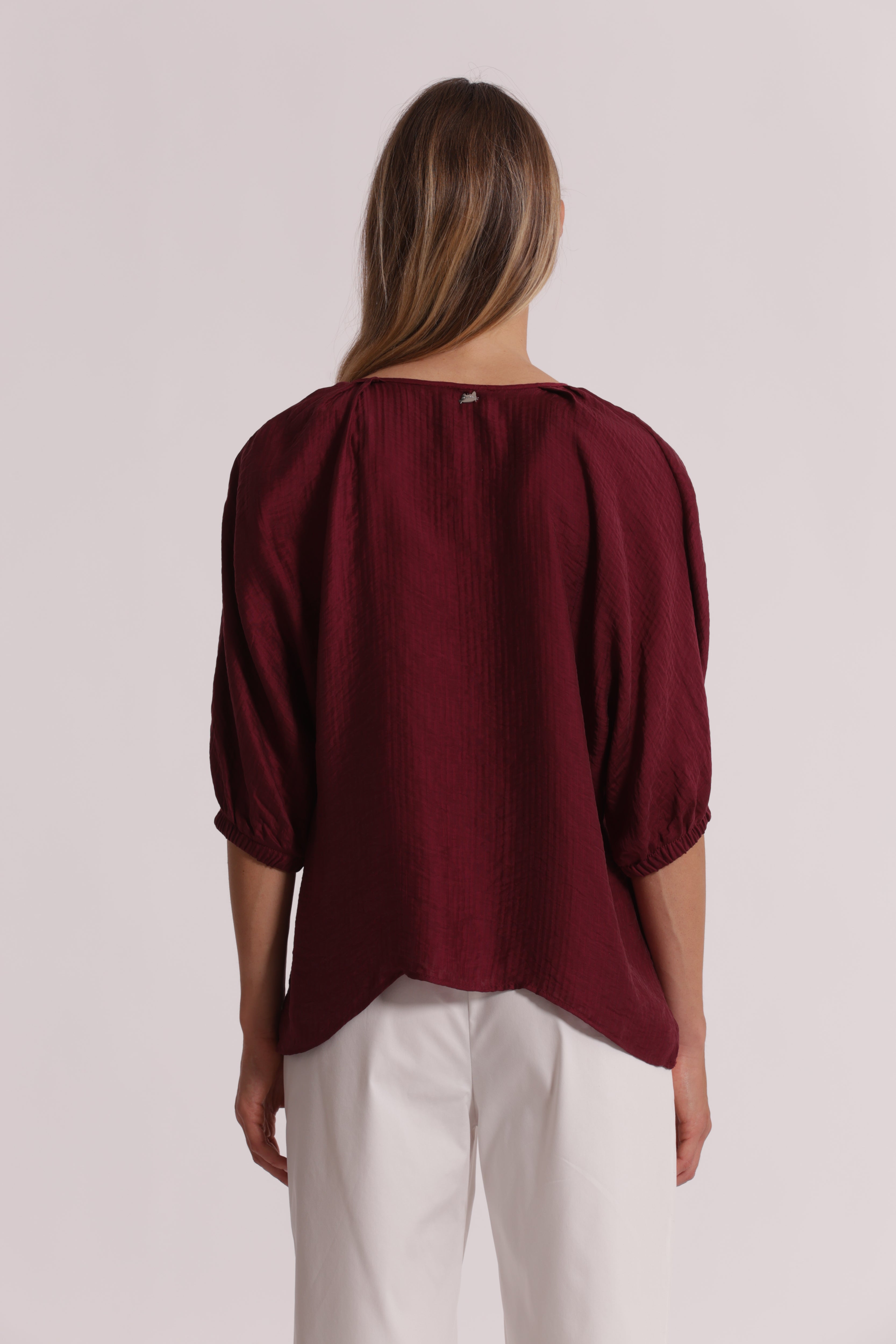 Mimi Mua Blusa Over in Creponne Scollo Tondo e Maniche 3/4 Latte