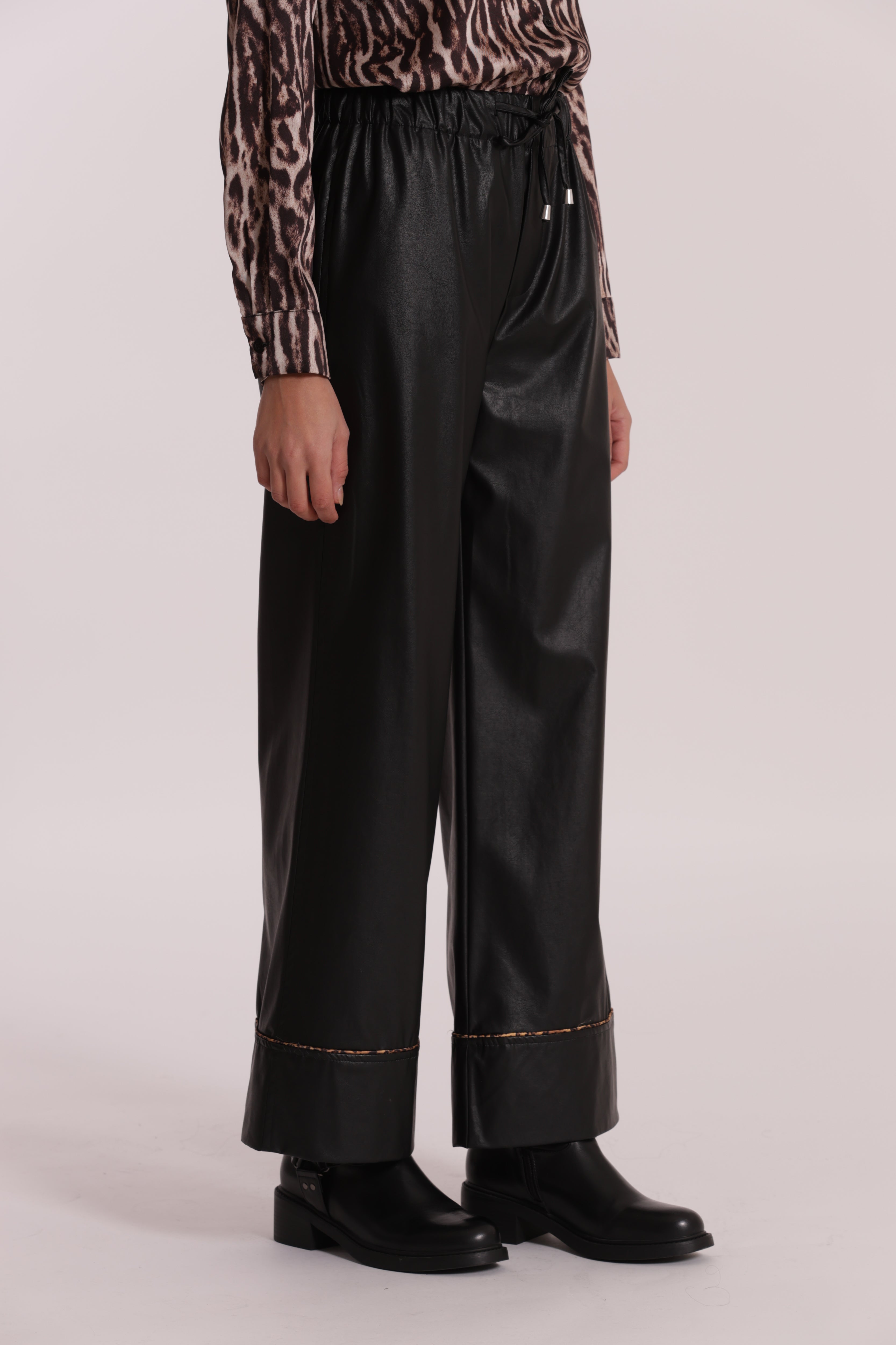 Mimi Mua Pantalone Palazzo Simil Pelle Nero Animalier