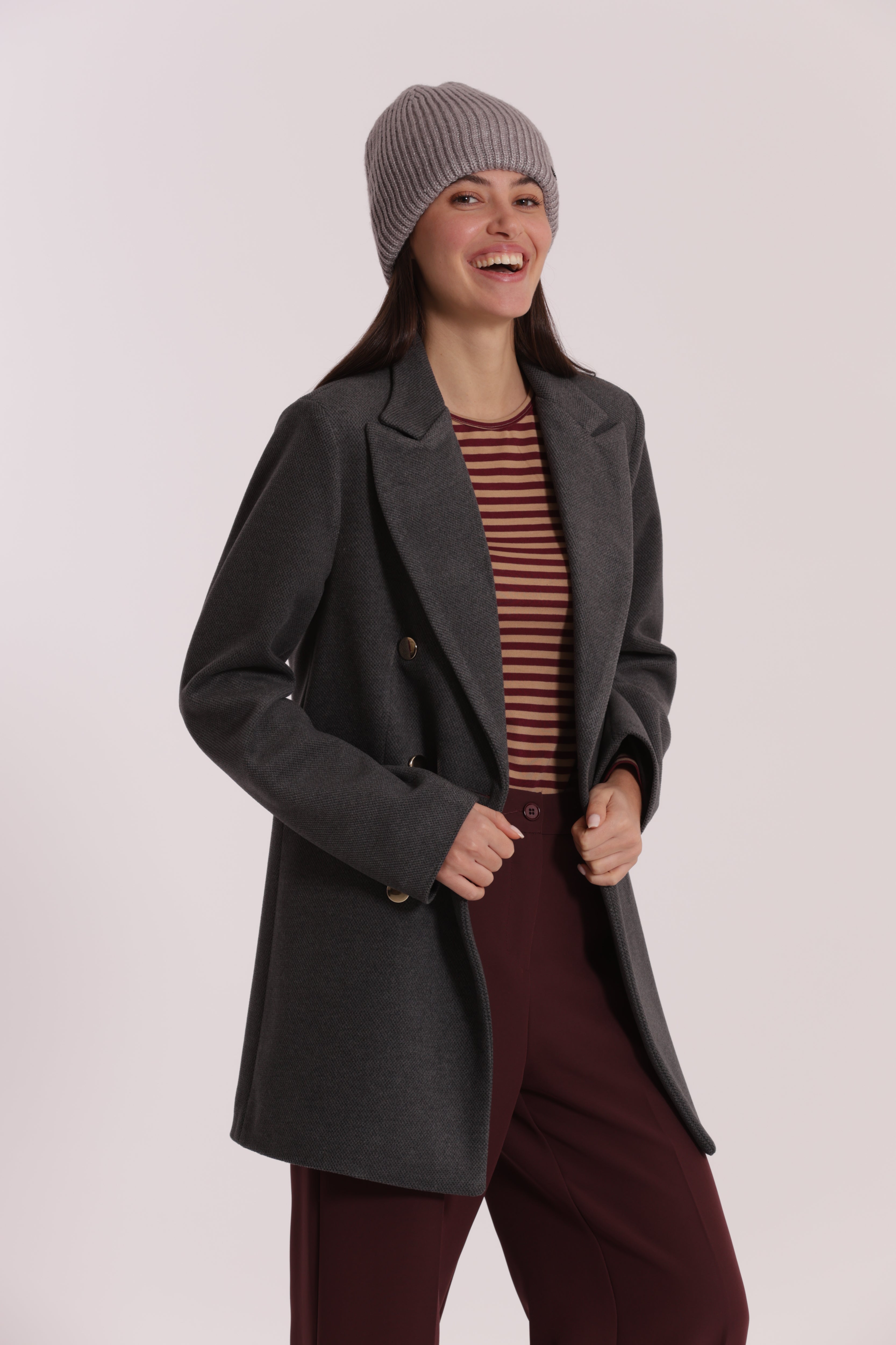 Mimi Mua Cappotto Corto Doppio Petto Nero