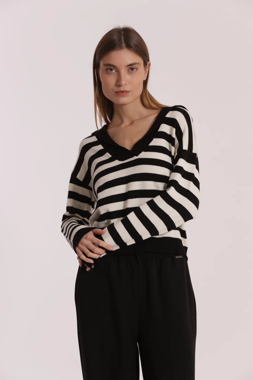 Mimi Mua maglia polo a righe nero bianco