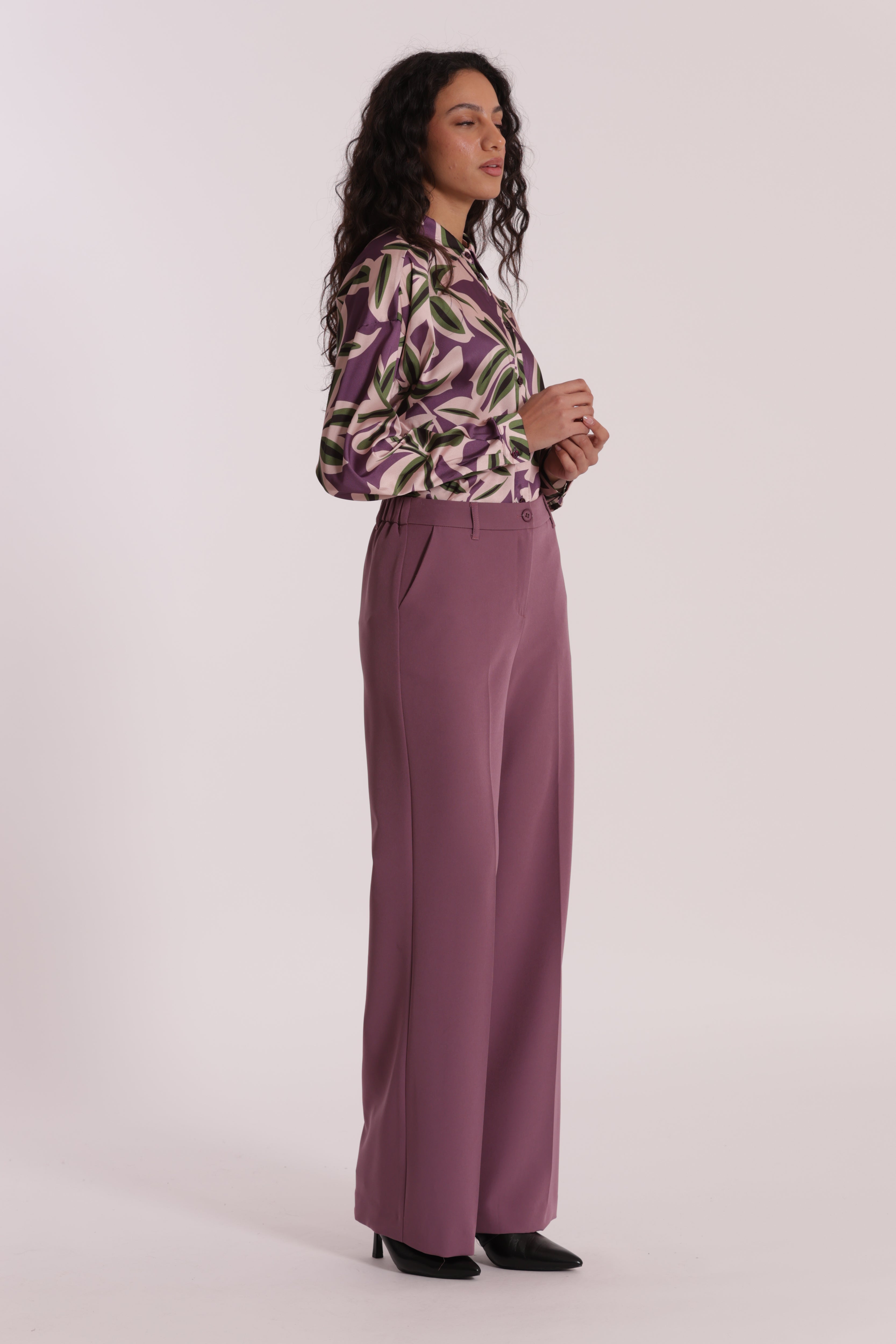 Mimi Mua pantalone palazzo con elastico dietro in tessuto tecnico nero