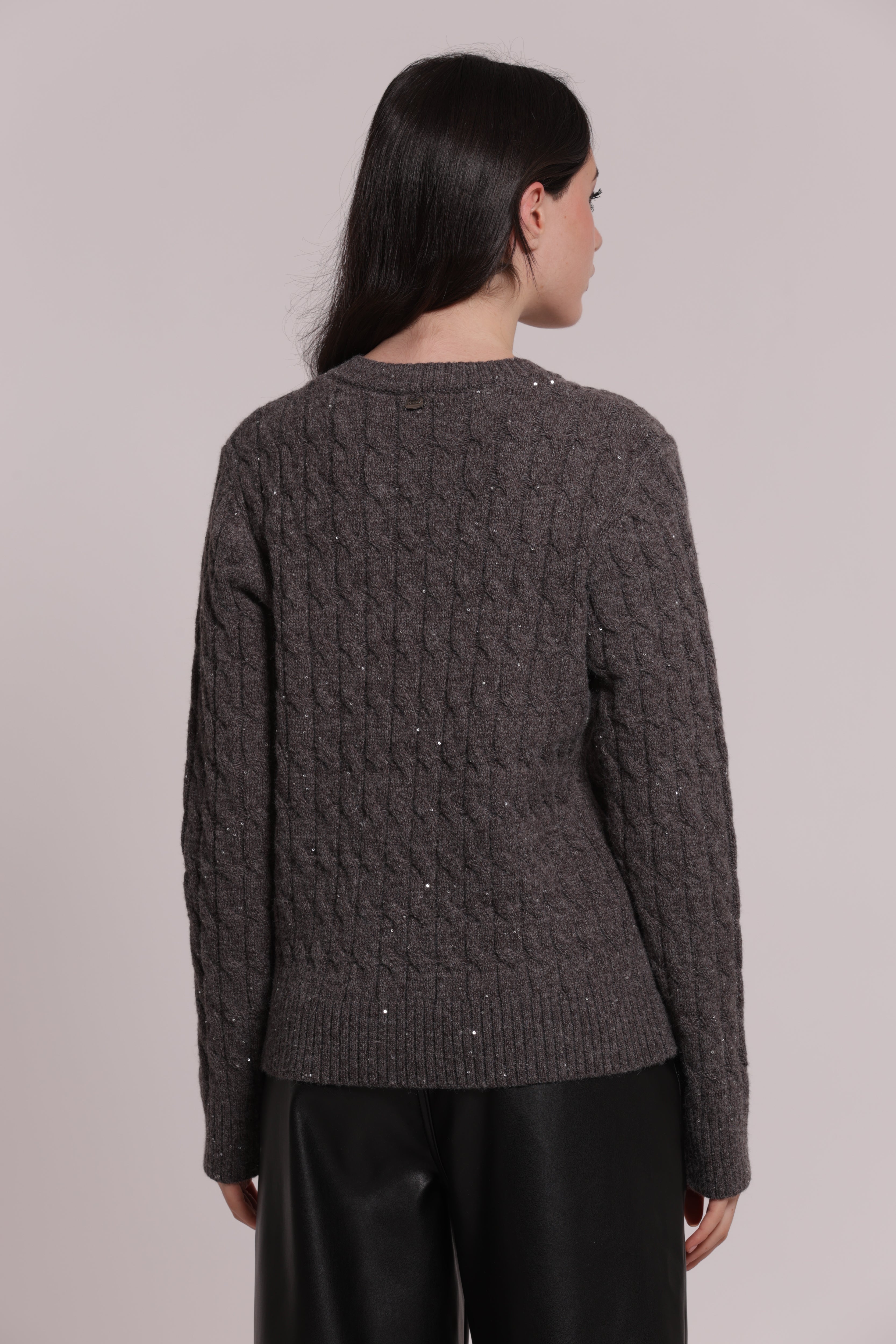Mimi Mua maglia scollo a V treccia paillettes nera