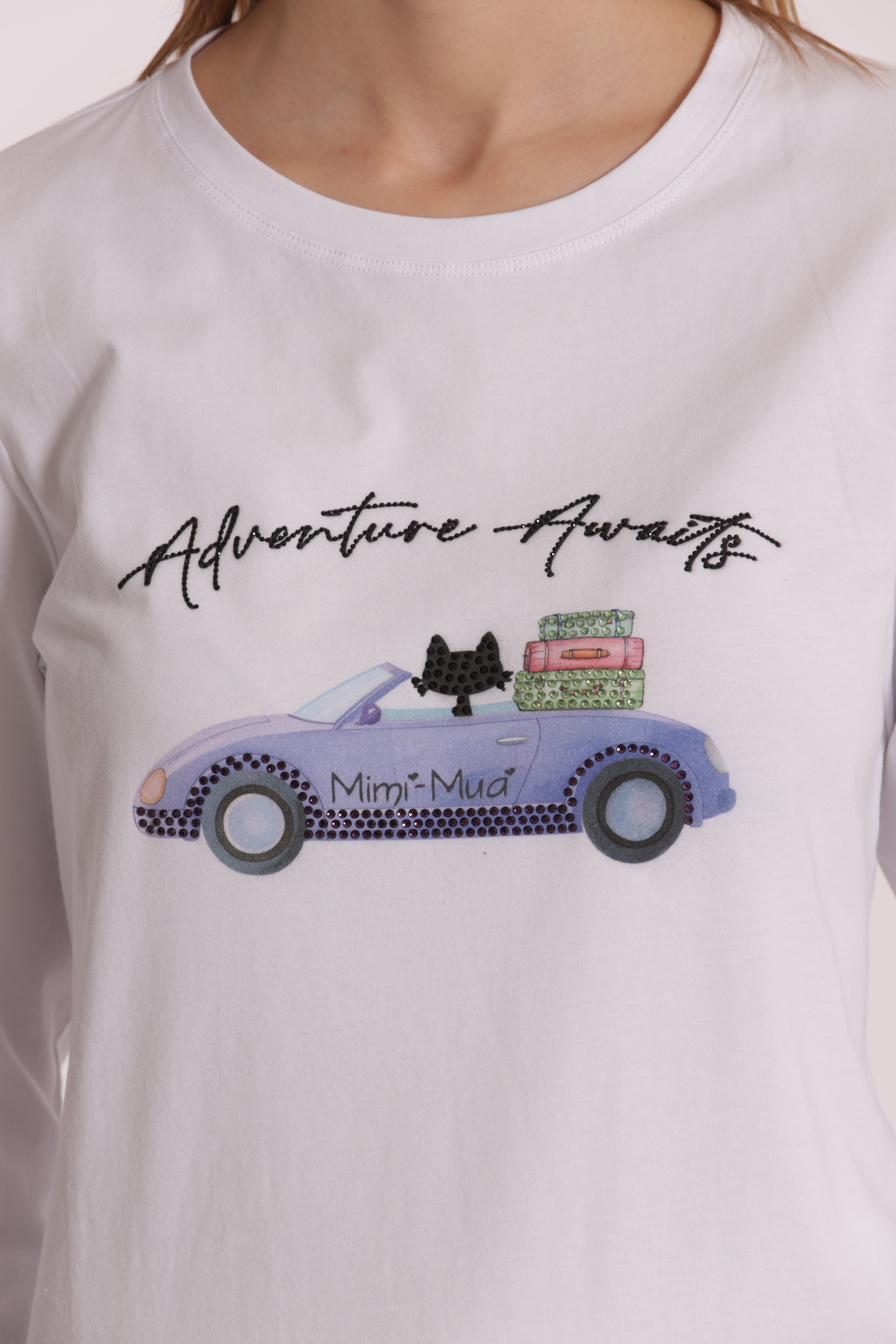 Mimi Mua T-Shirt Adventure Awaits Bianca Cotone