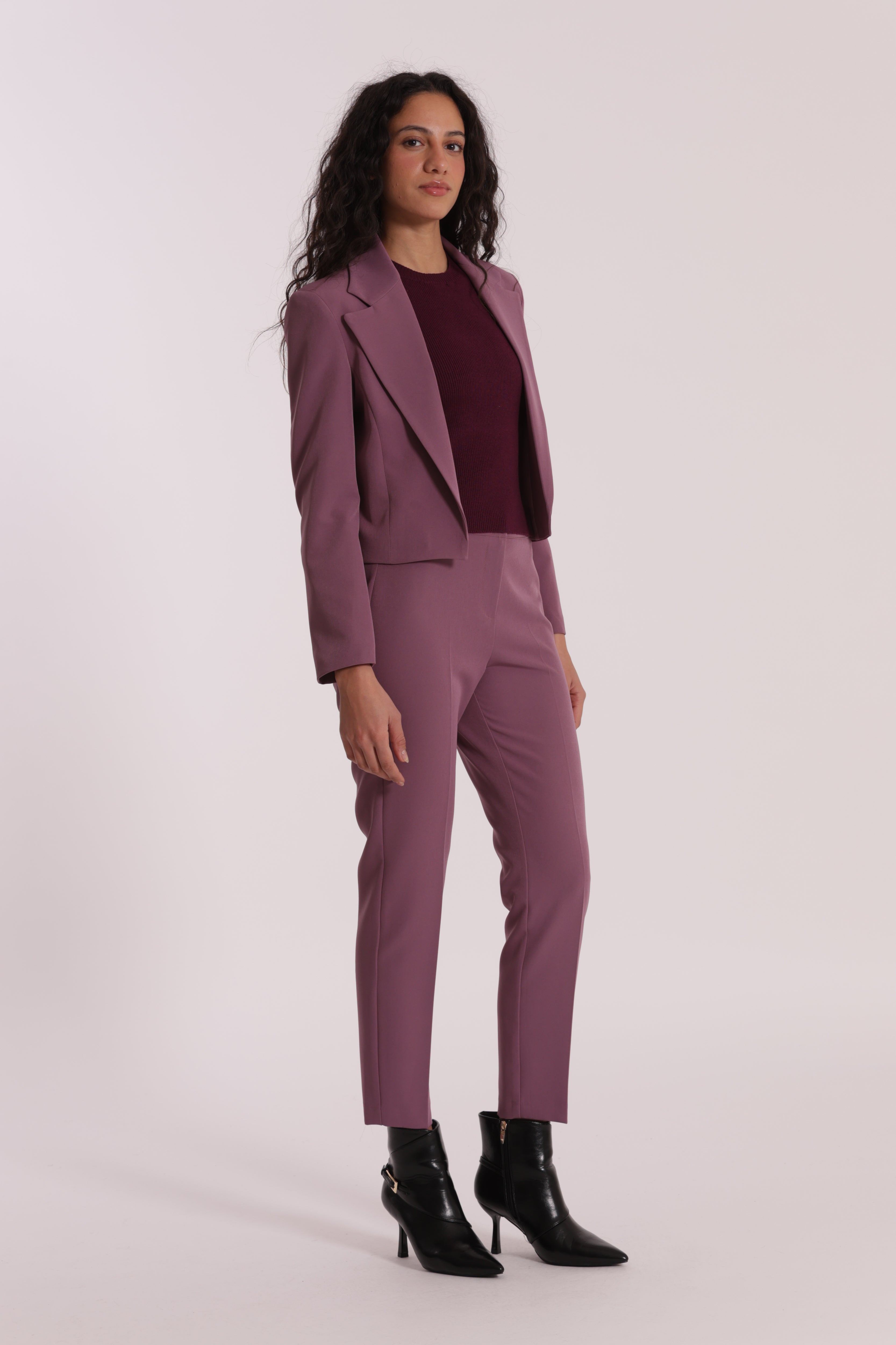 Mimi Mua Giacca cropped senza bottoni giacca tecnica nera