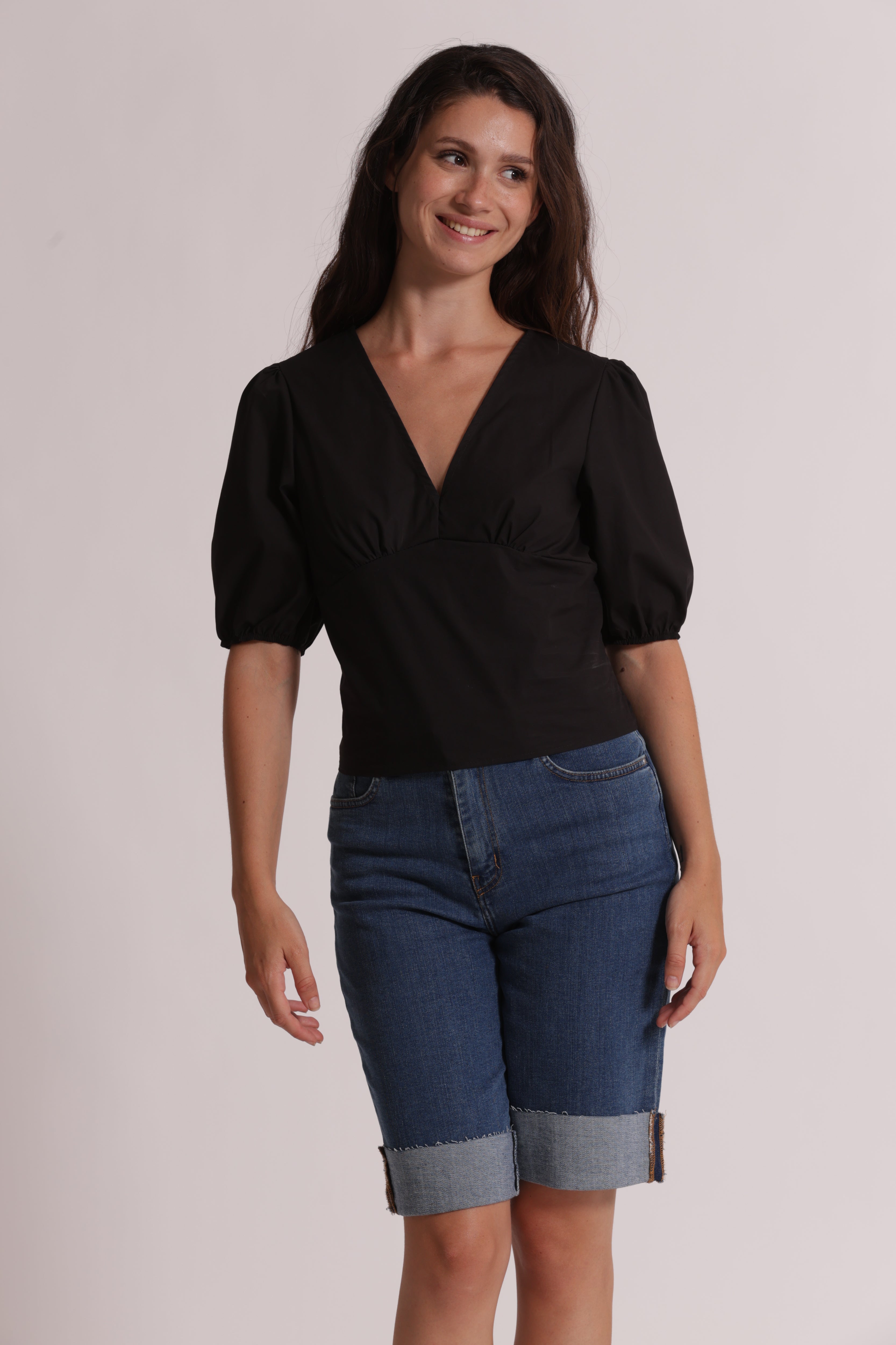 Mimi Mua Cropped Scollo V Blusa in Cotone