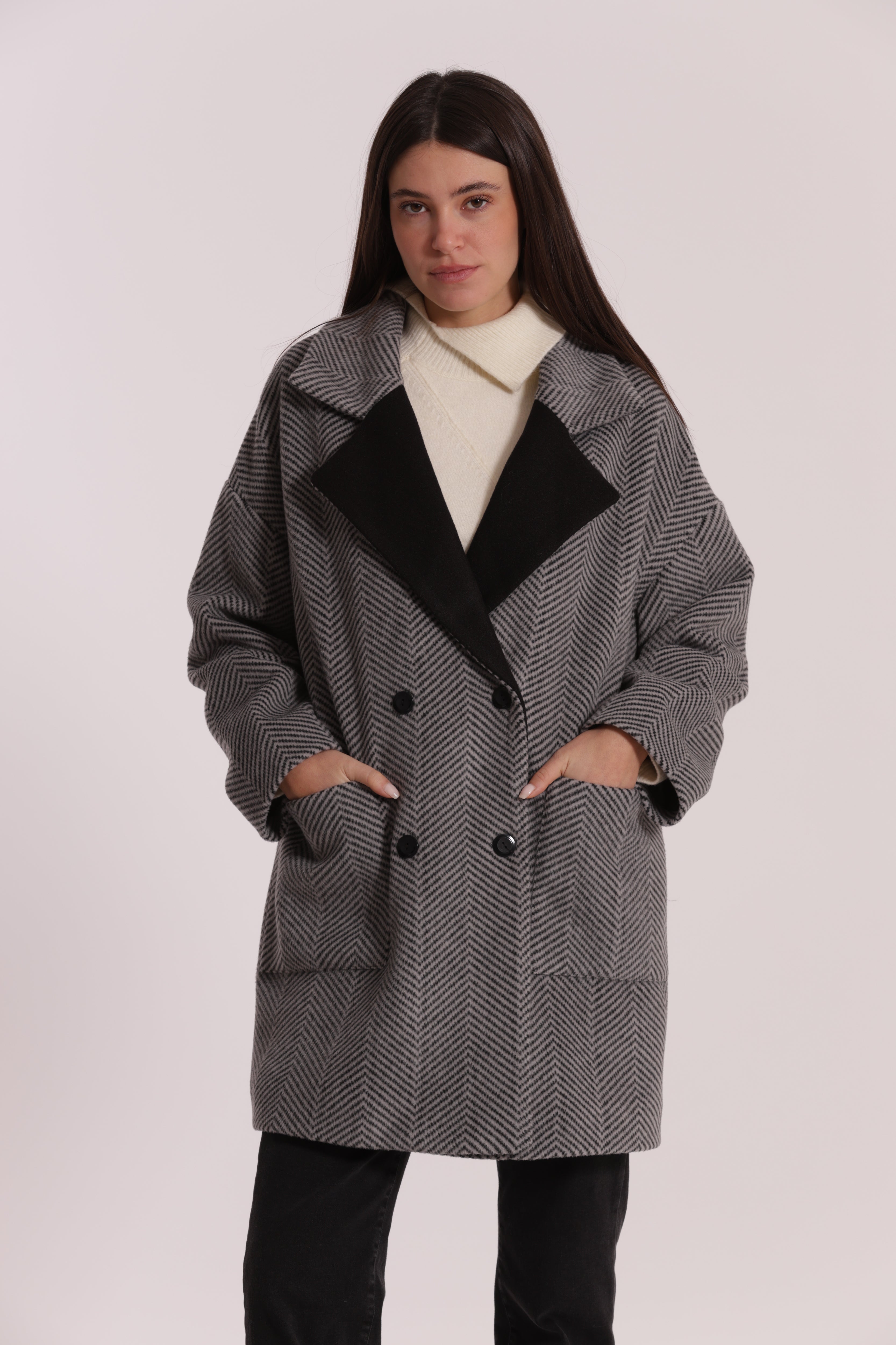 Mimi Mua Cappotto Over Spigato Nero Grigio