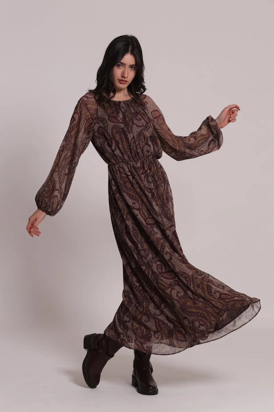 Mimi Mua Paisley abito midi prugna con fiocco frontale