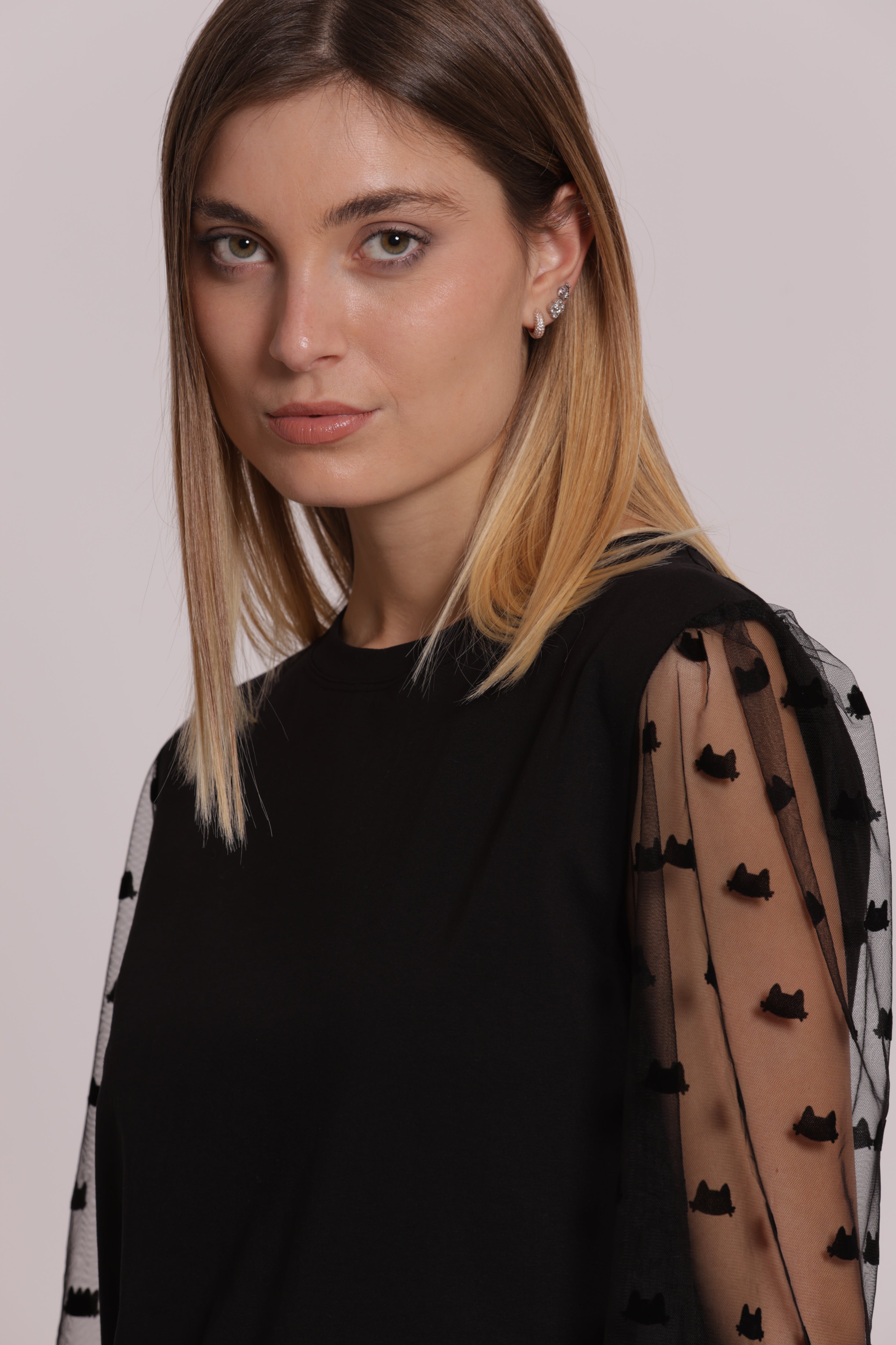 Mimi Mua T-shirt Maniche Lunghe Trasparenti bianca