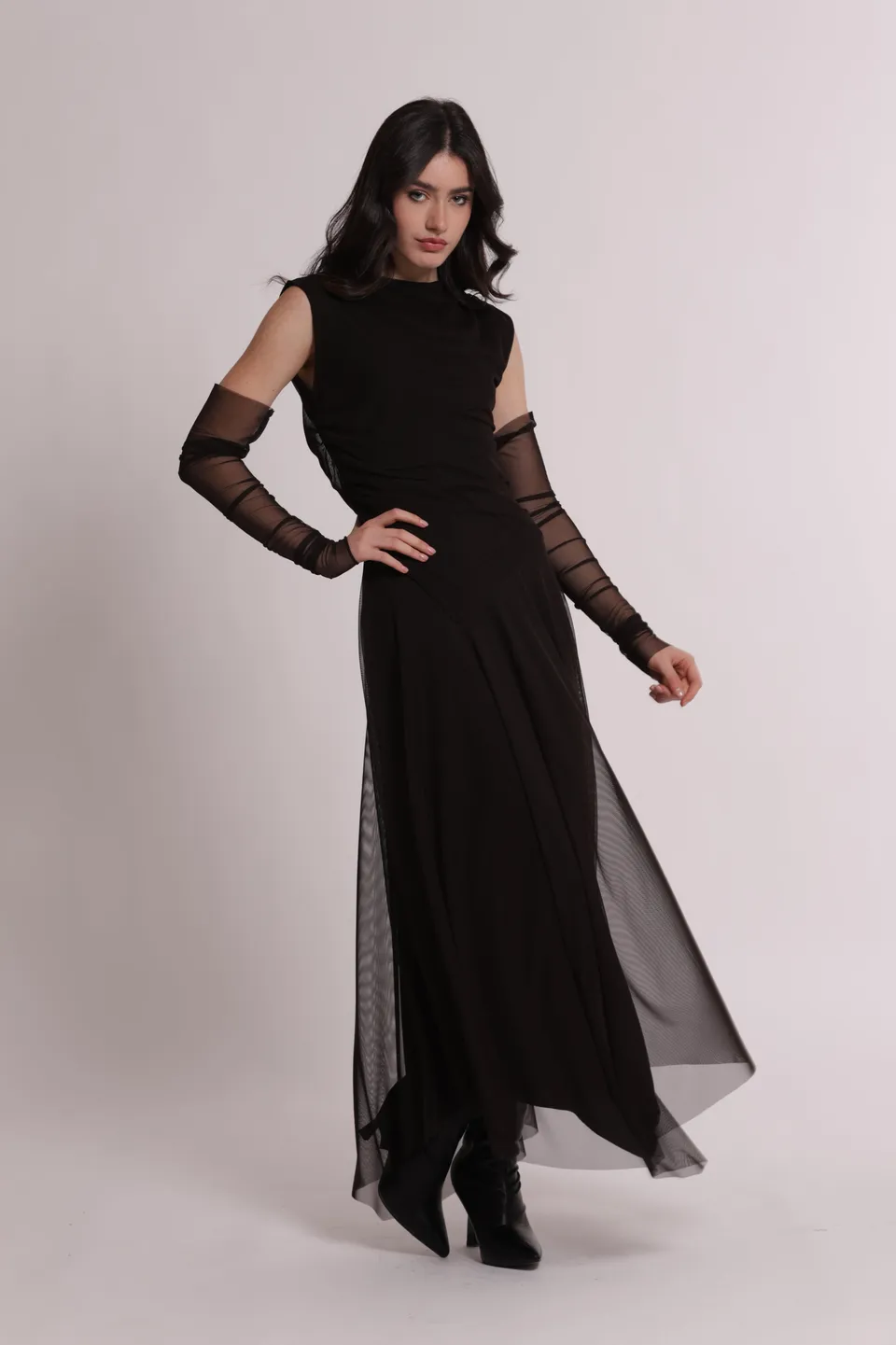 Mimi Mua Manicotti Tulle Abito Midi Nero