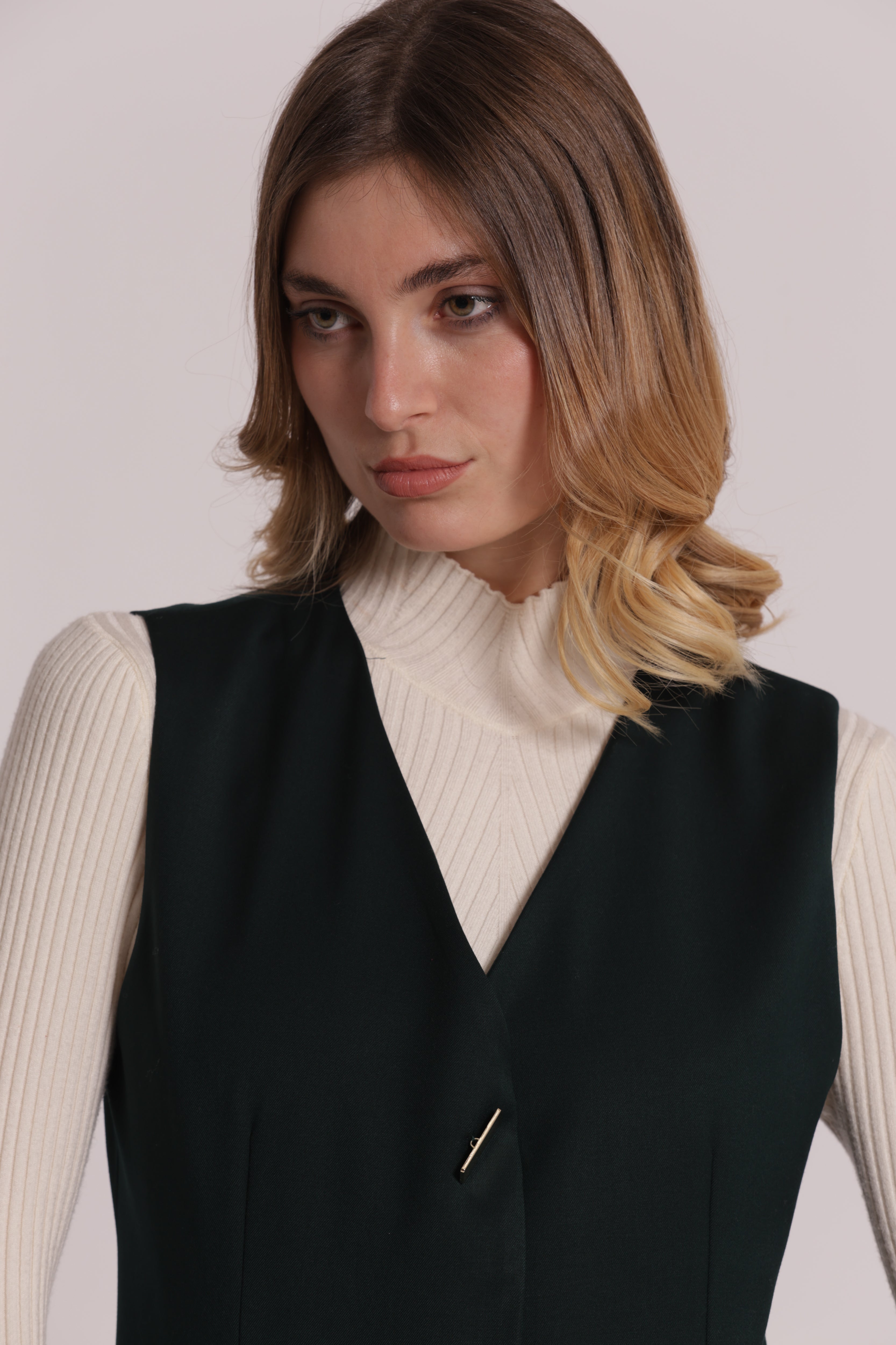 Mimi Mua Gilet con Bottoni Metallici nero