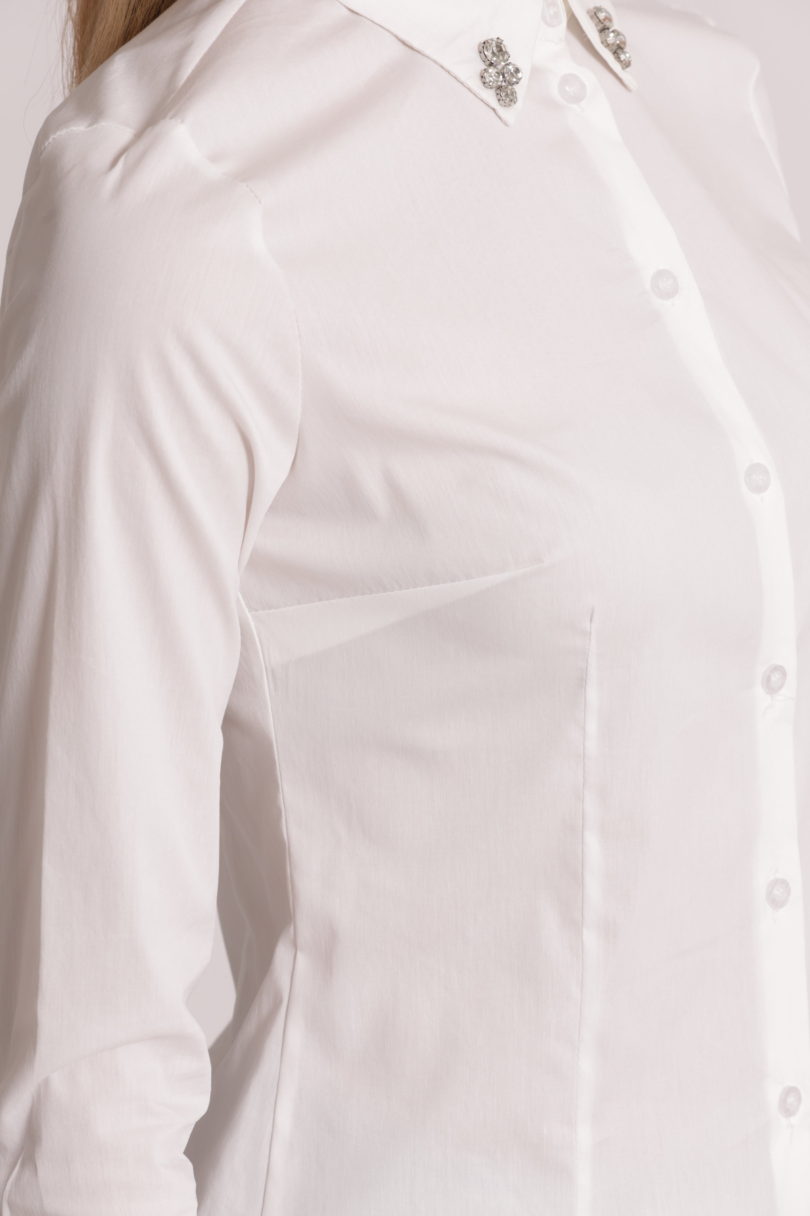 Mimi Mua Camicia con Dettaglio Gioiello Bianco