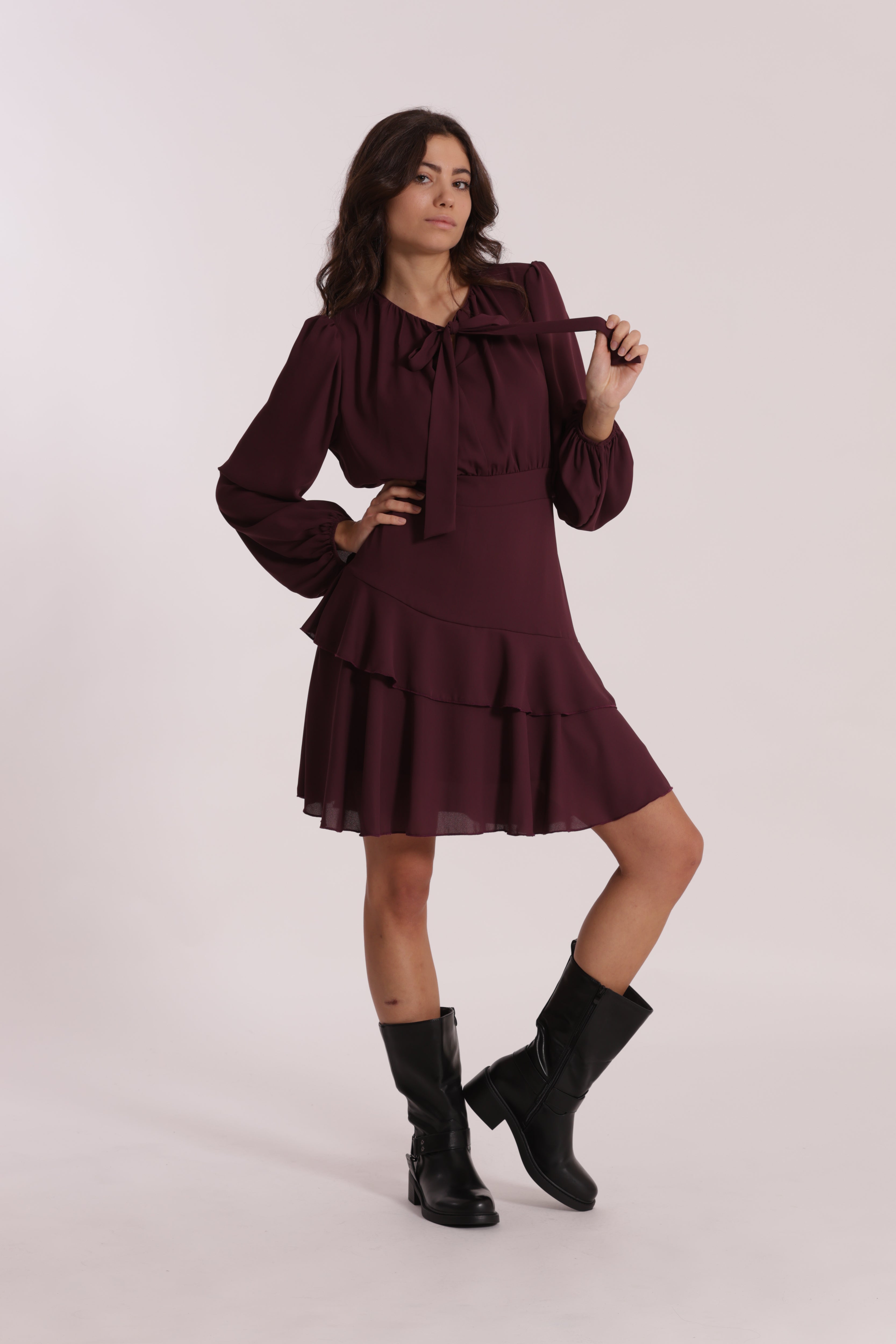 Mimi Mua Abito Corto in Georgette con Rouches Nero