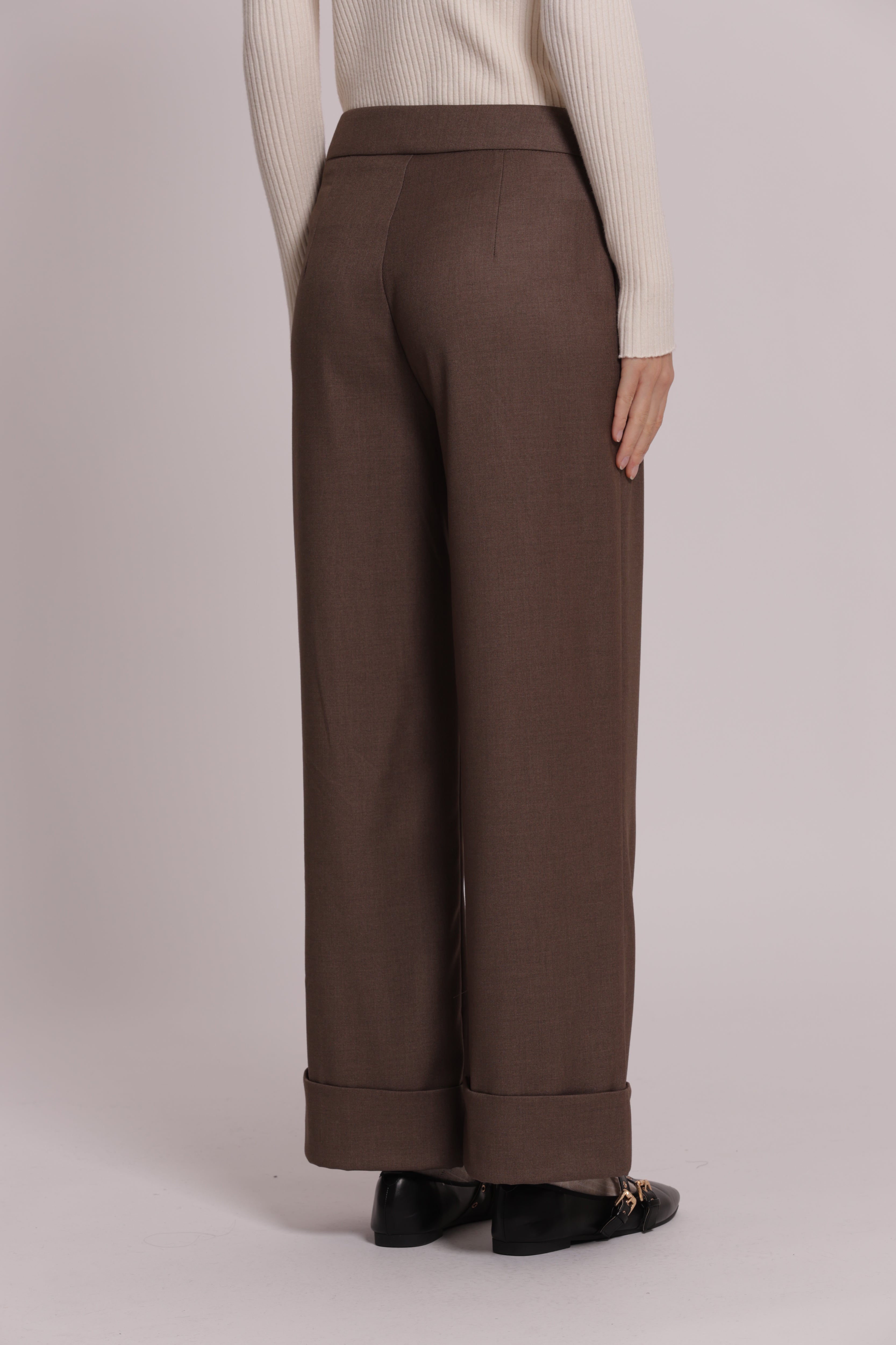 Mimi Mua pantalone in vanz con risvolto sul fondo pantaloni nero S