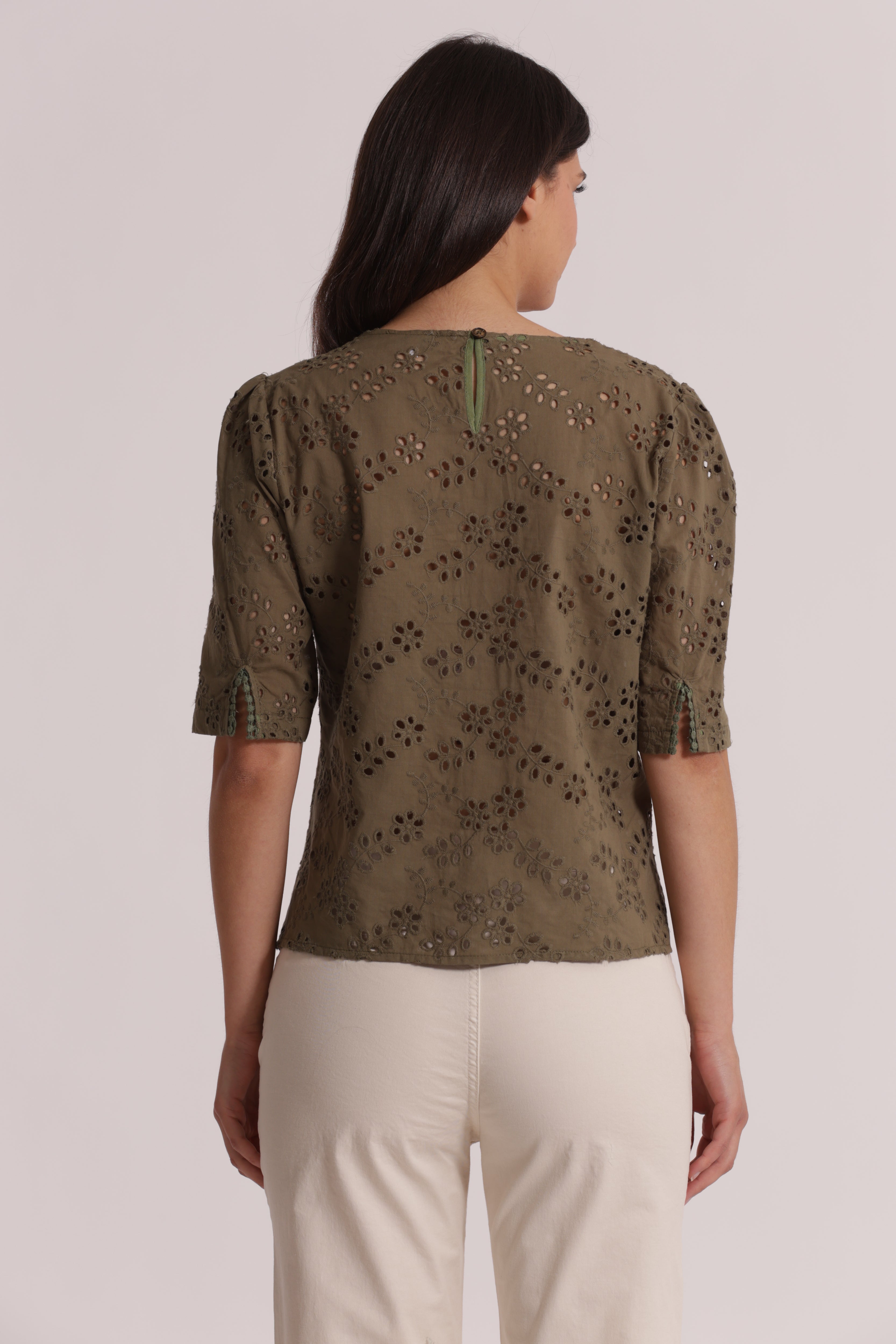 Mimi Mua blusa scollo V sangallo bianco cotone