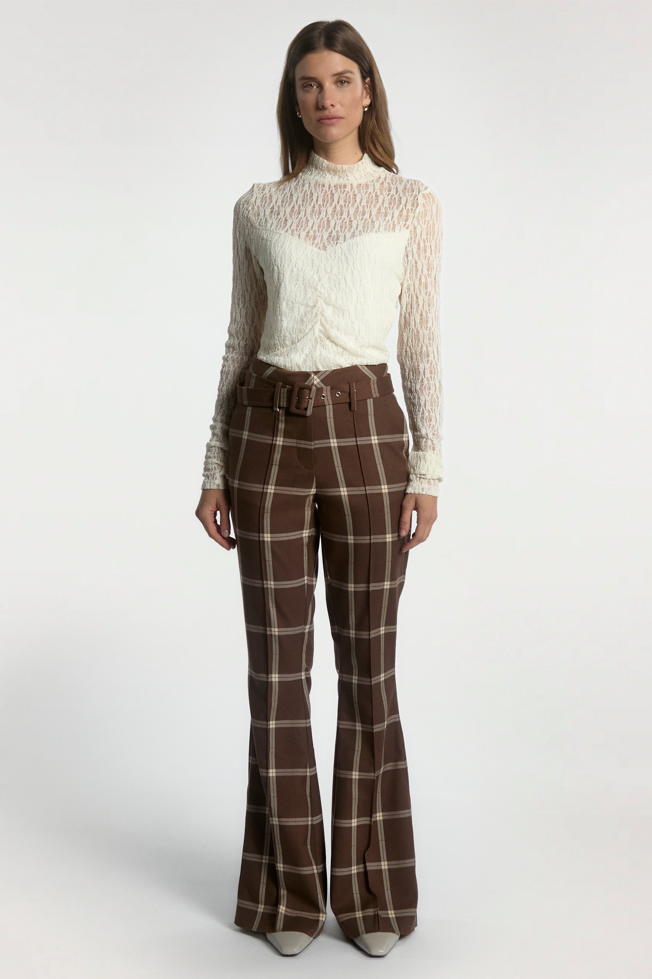 Aaiko Amy top crema collo alto