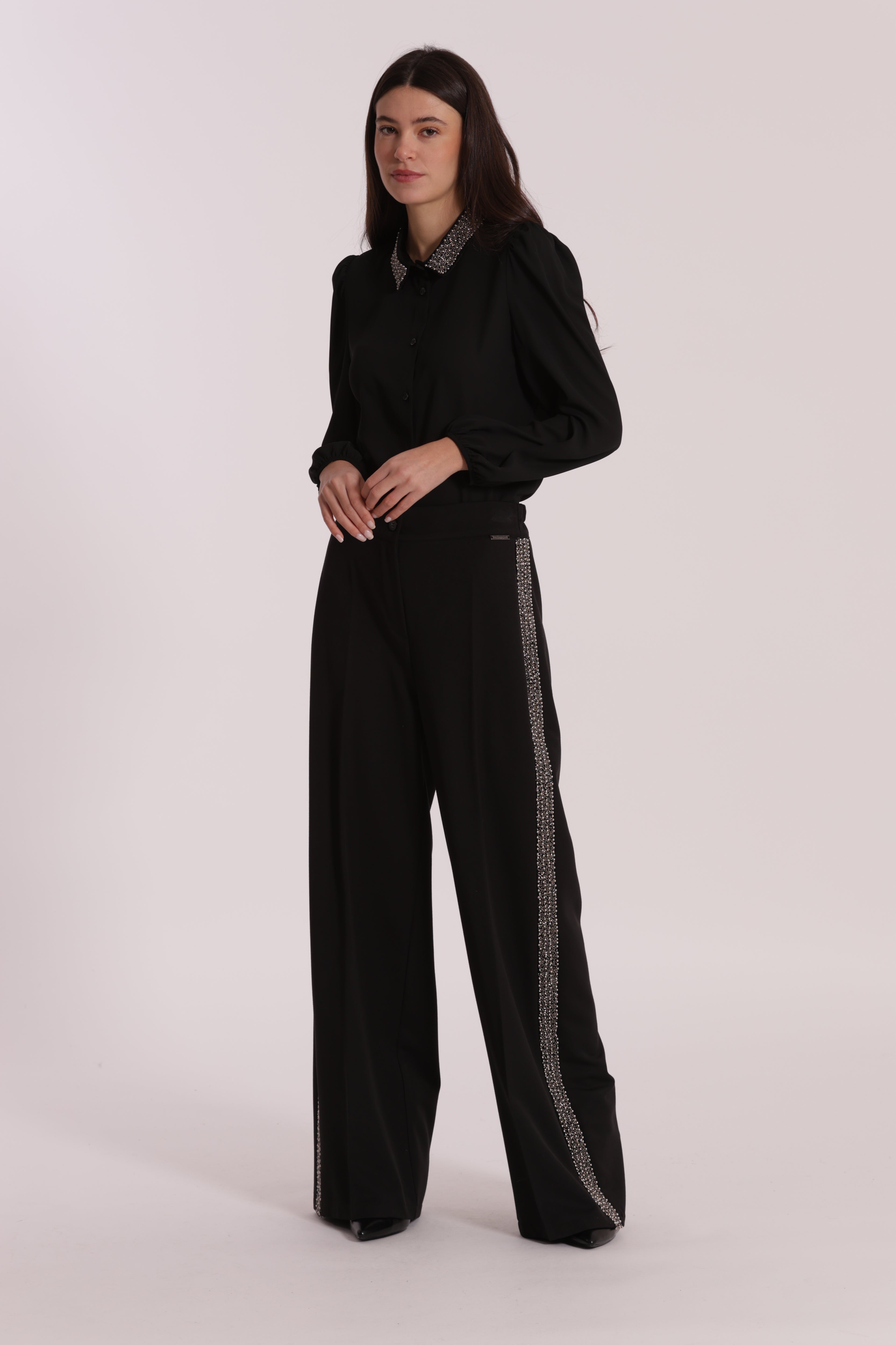Mimi Mua Pantalone Palazzo Passamaneria Ricamata nero