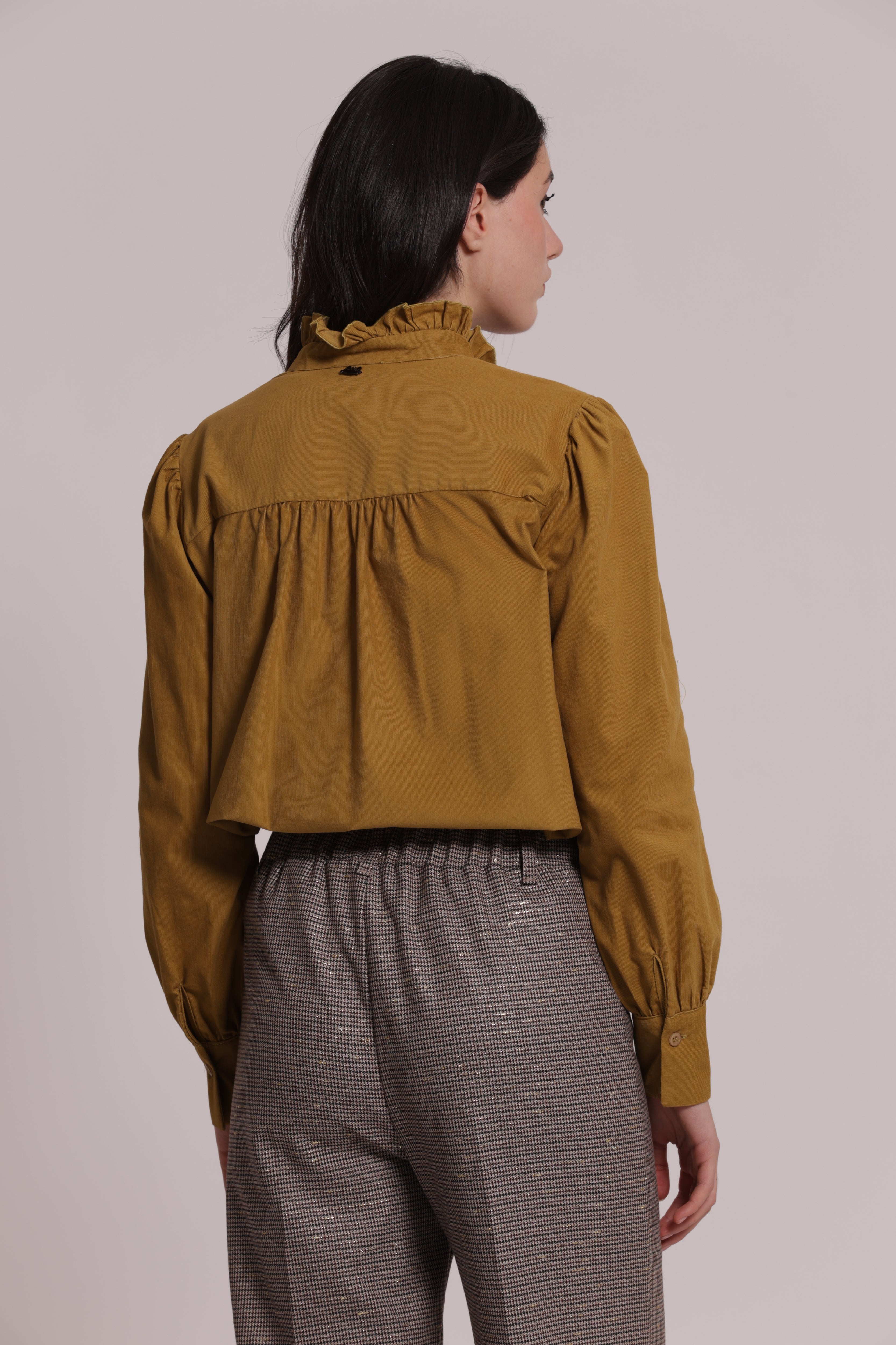 Mimi Mua Camicia Velluto Collo Alto Panna