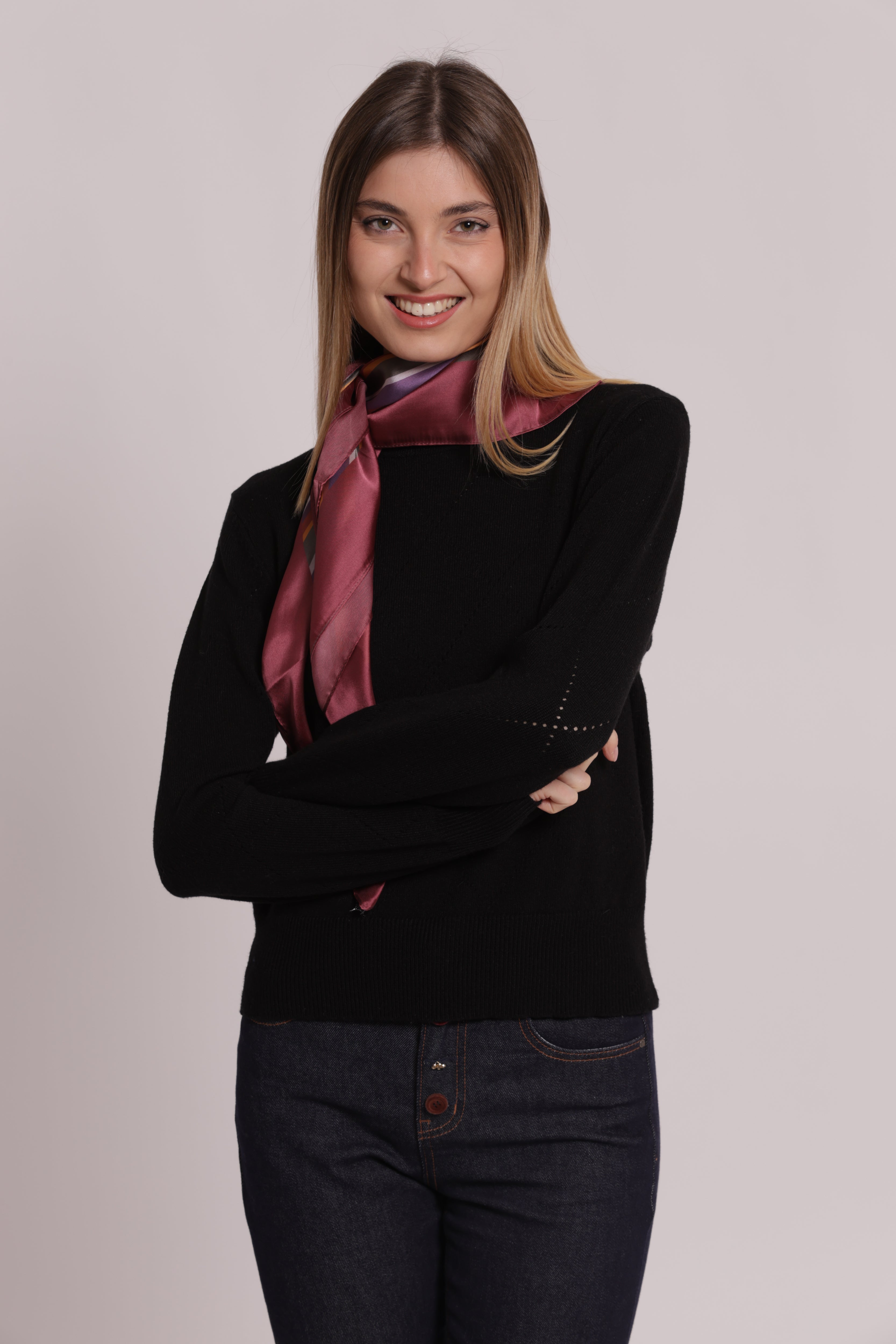 Mimi Mua foulard righe diagonali nero 90x90 poliestere