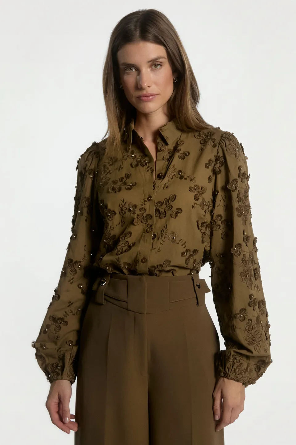 Aaiko Lien camicia verde ricami perle