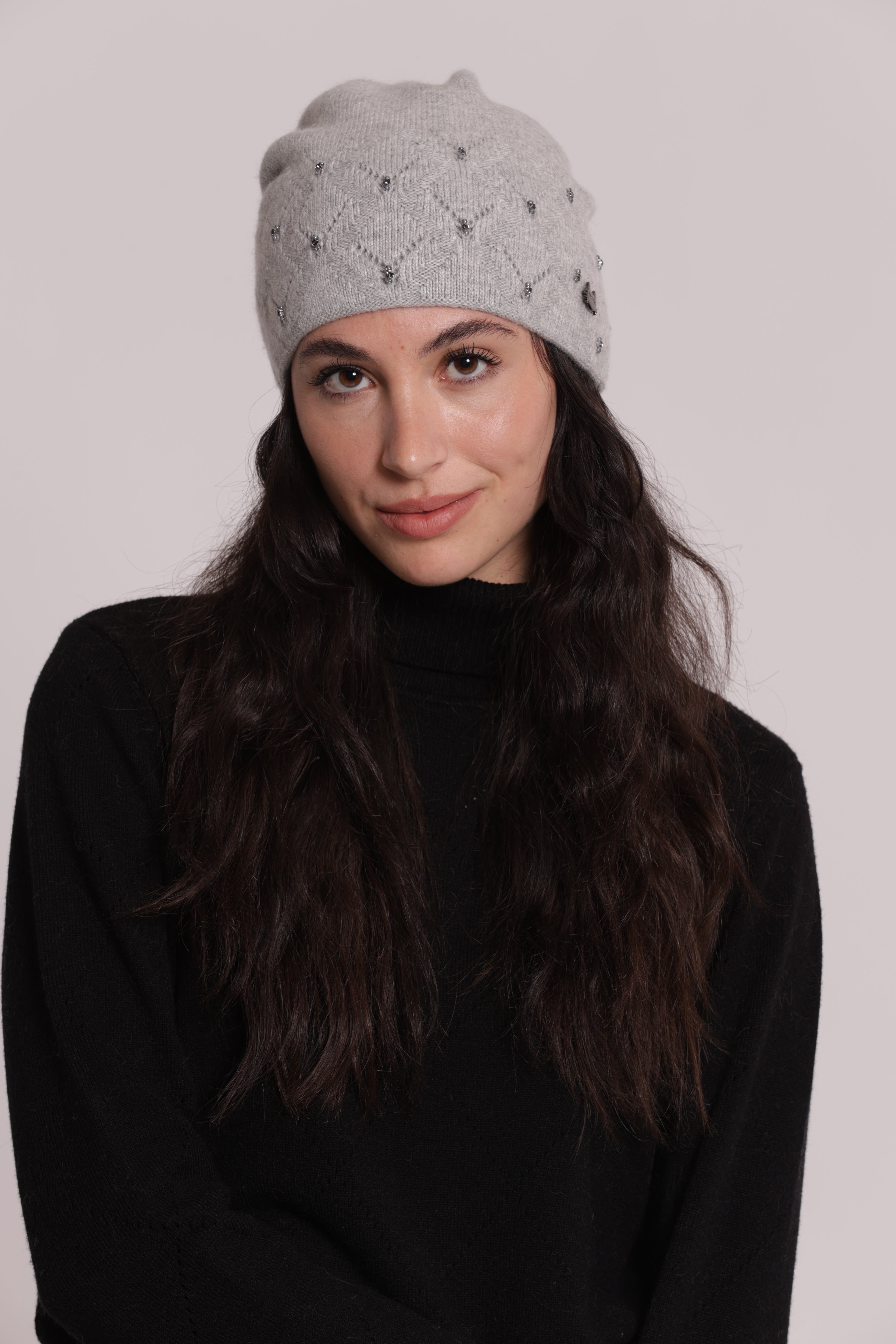 Mimi Mua Berretto Borchiette Strass Bianco cappello