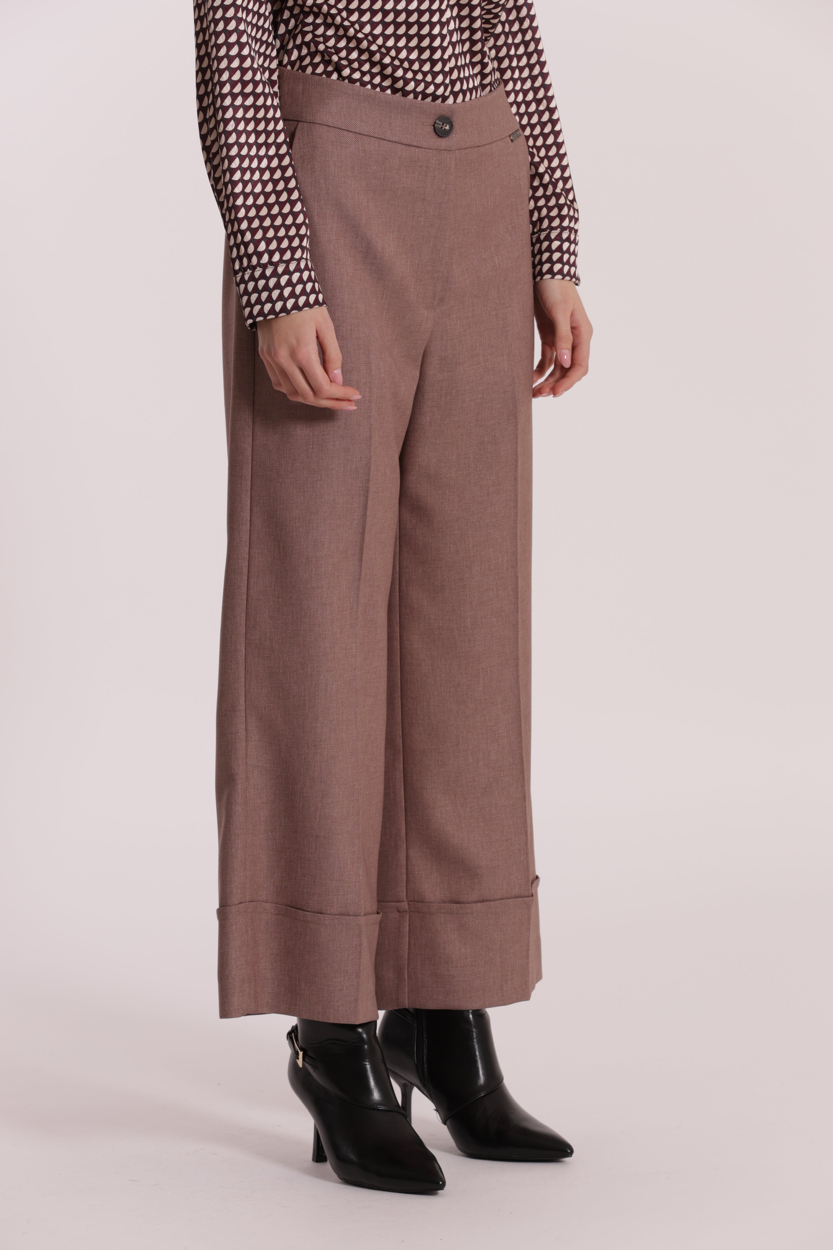Mimi Mua Pantalone Cropped in Tessuto Fiammato Tortora