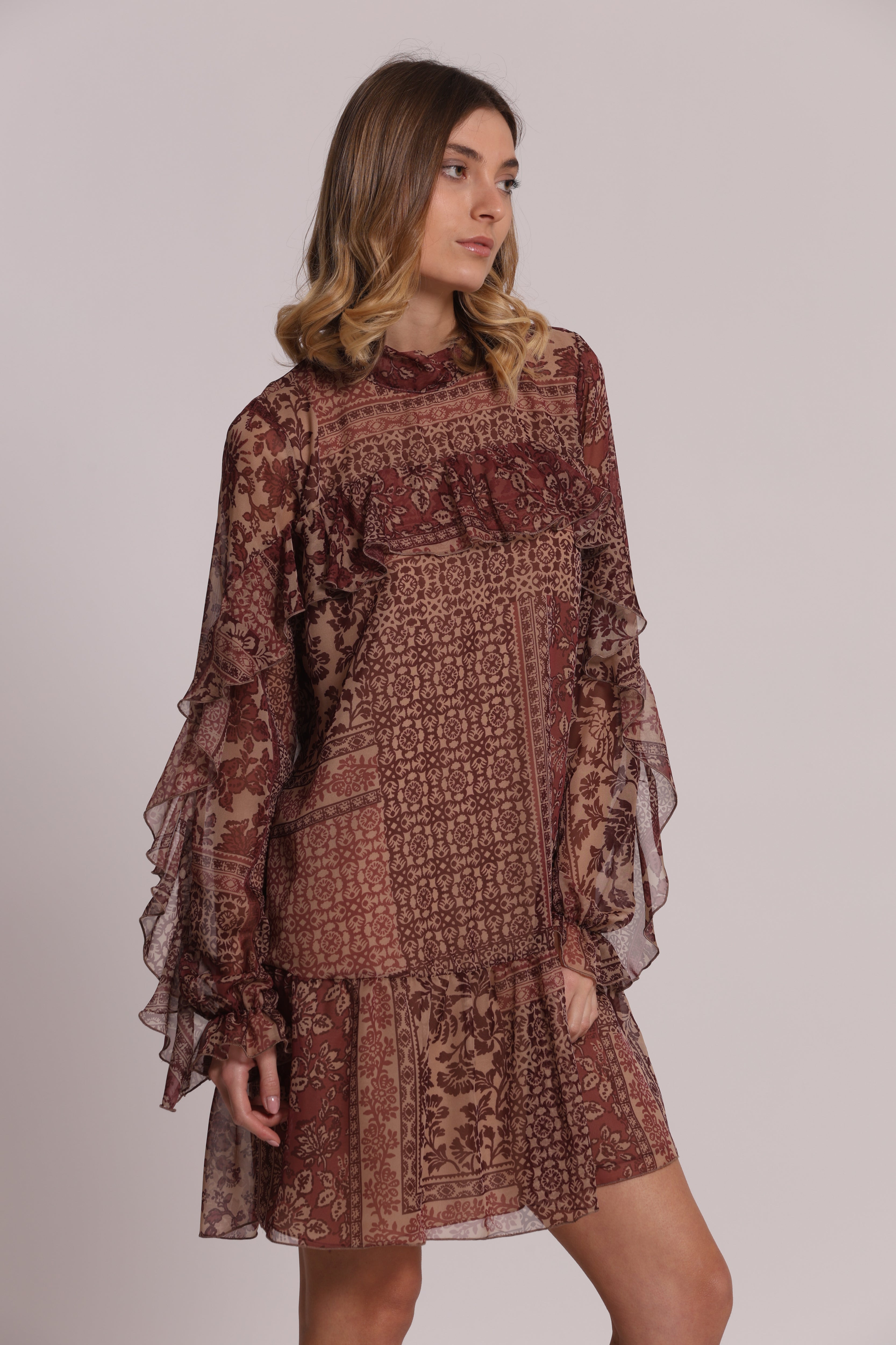 Mimi Mua abito corto voulant patchwork abito cammello prugna