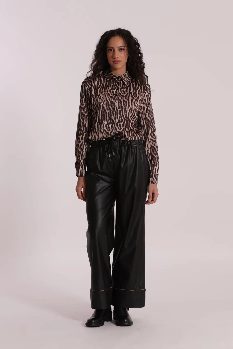 Mimi Mua Pantalone Palazzo Simil Pelle Nero Animalier