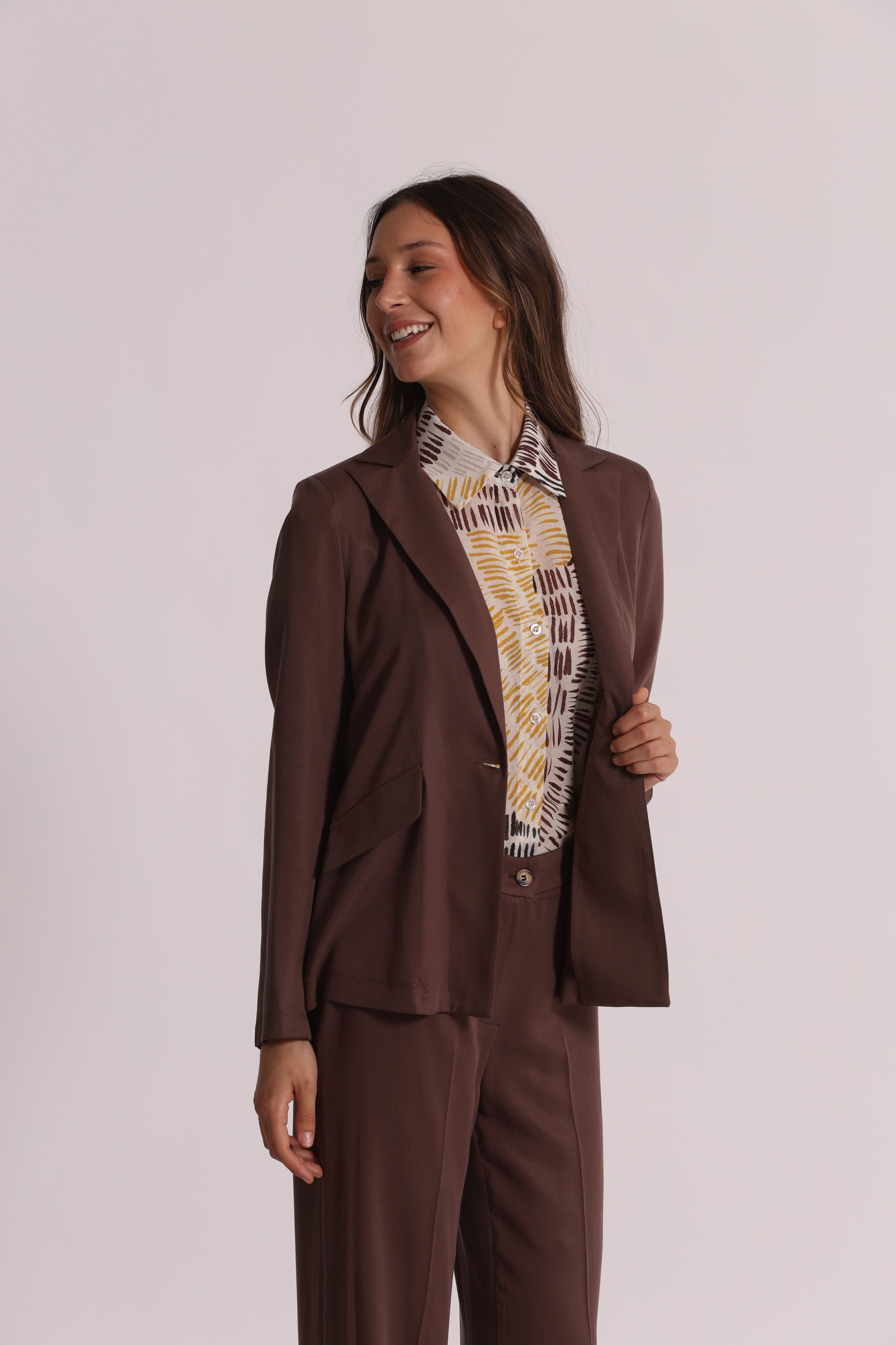 Mimi Mua Basic in Lyocell giacca panna leggera
