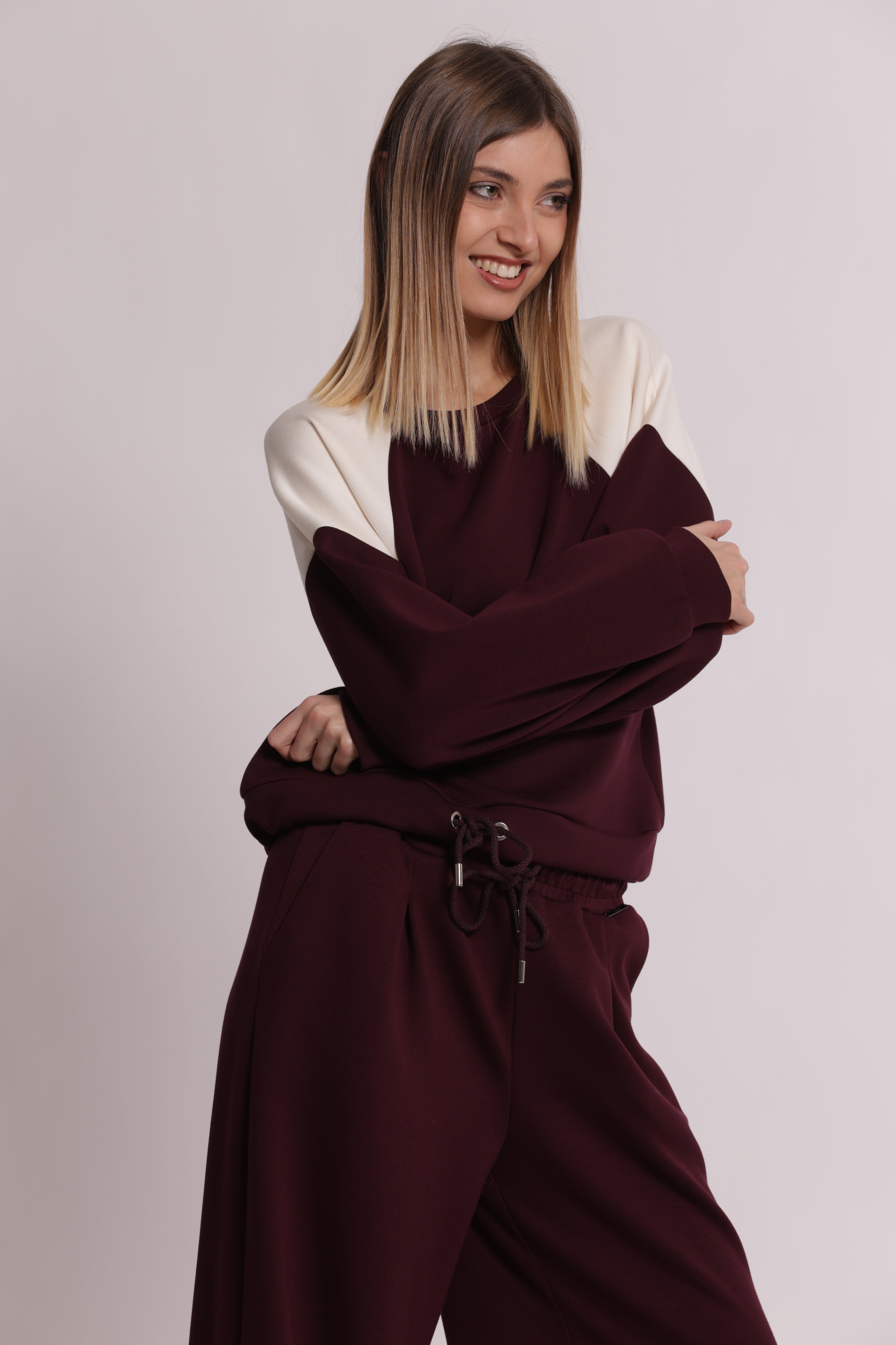 Mimi Mua felpa bicolor coulisse verde till leggera
