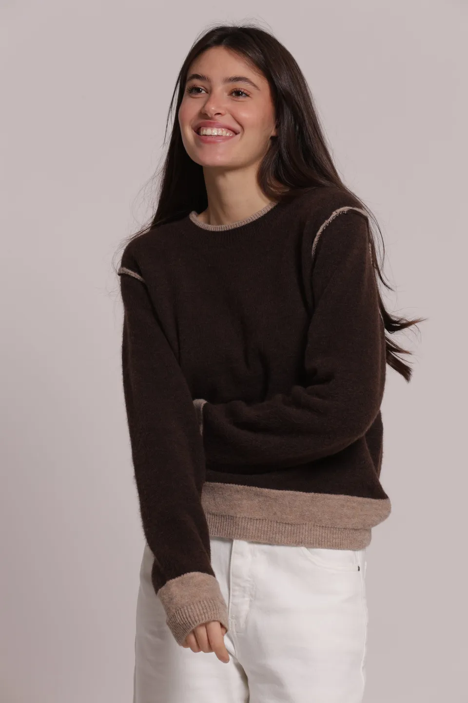Mimi Mua Maglia Scollo Tondo Contrasti Moro