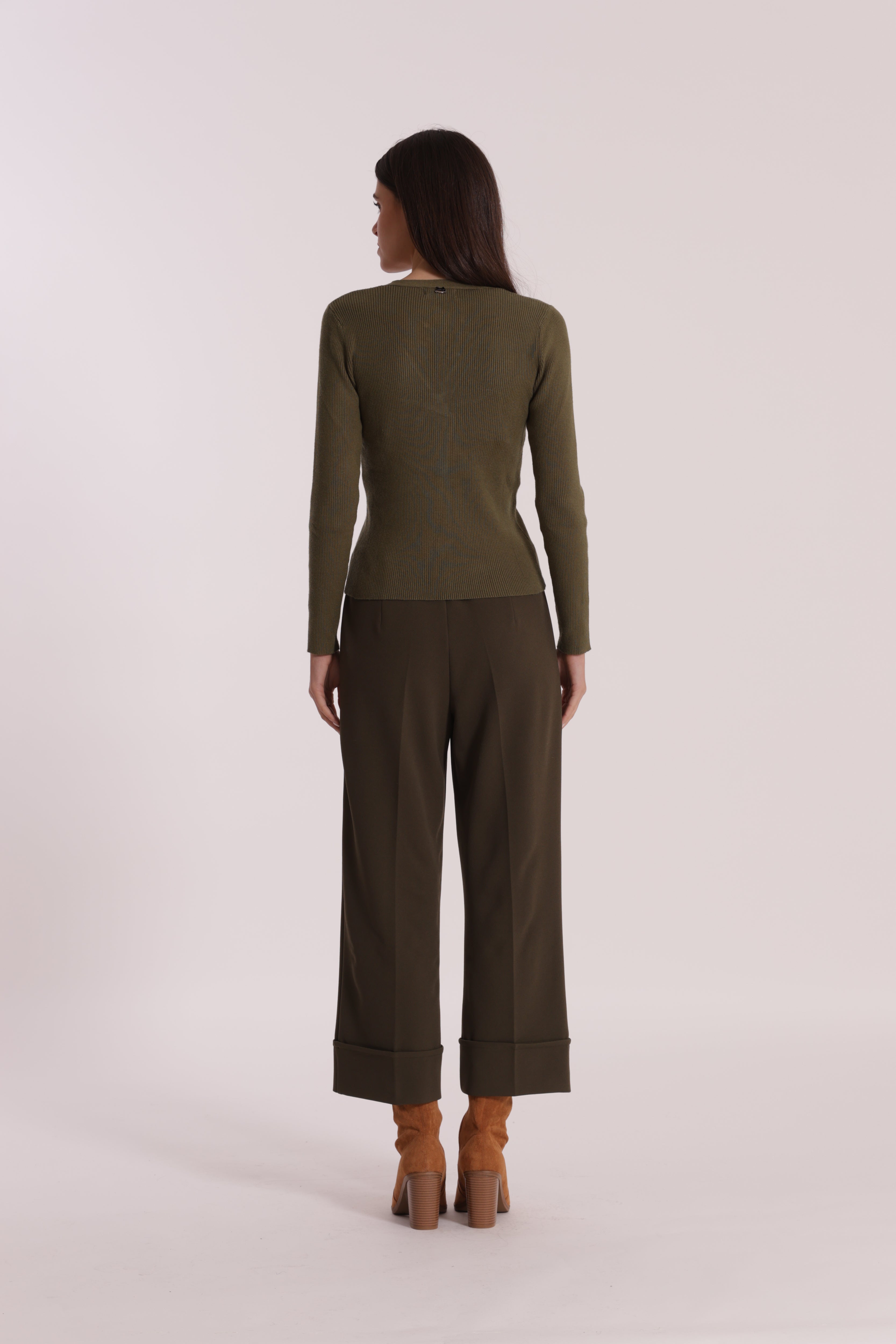 Mimi Mua Cropped con Risvolto in Crepe Pantalone Nero