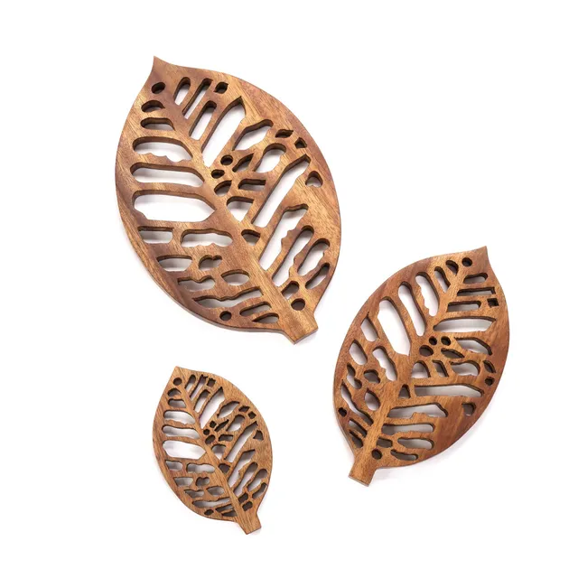 On Earth Cooperative Collection Leaf sottopentola legno naturale set