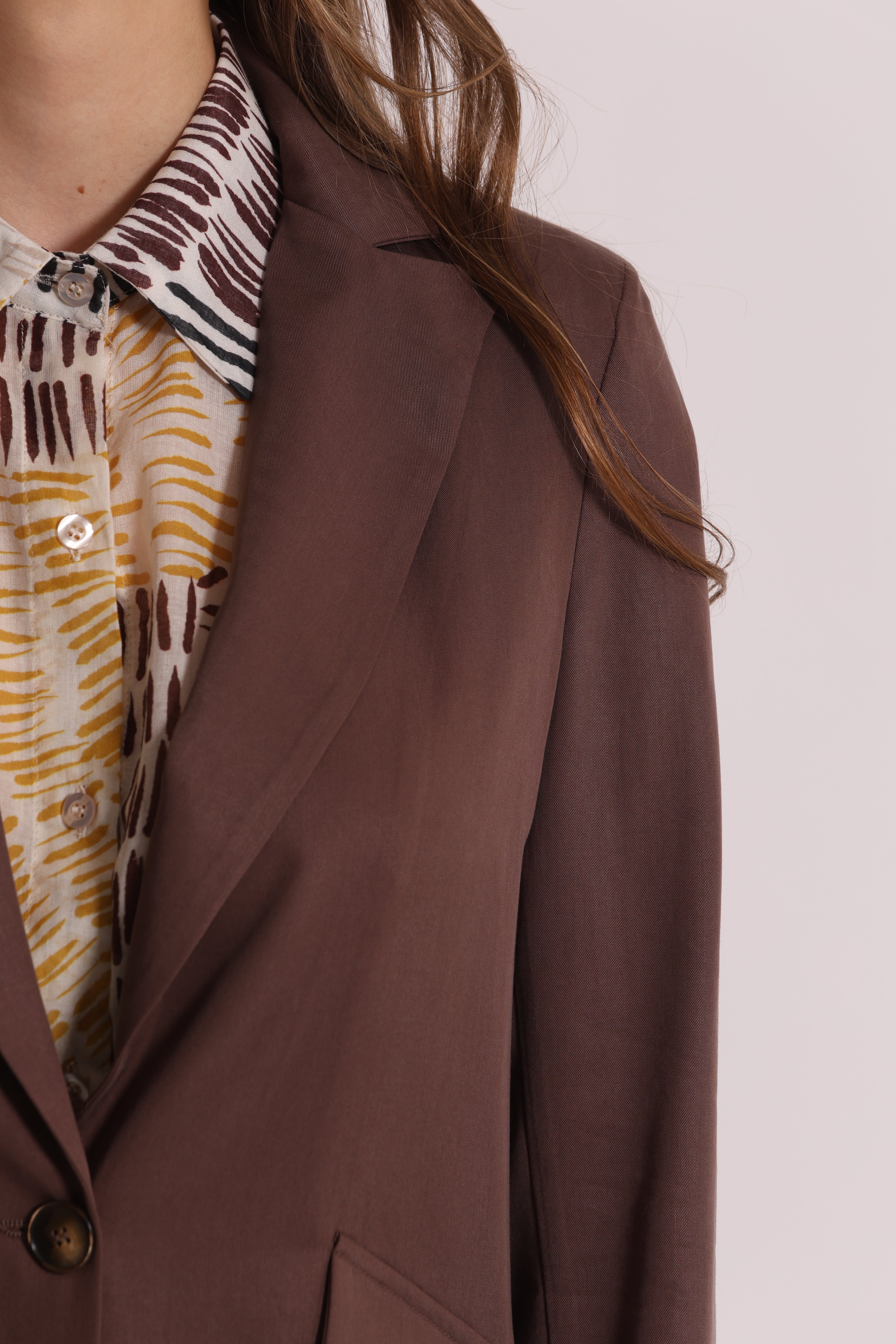 Mimi Mua Basic in Lyocell giacca panna leggera
