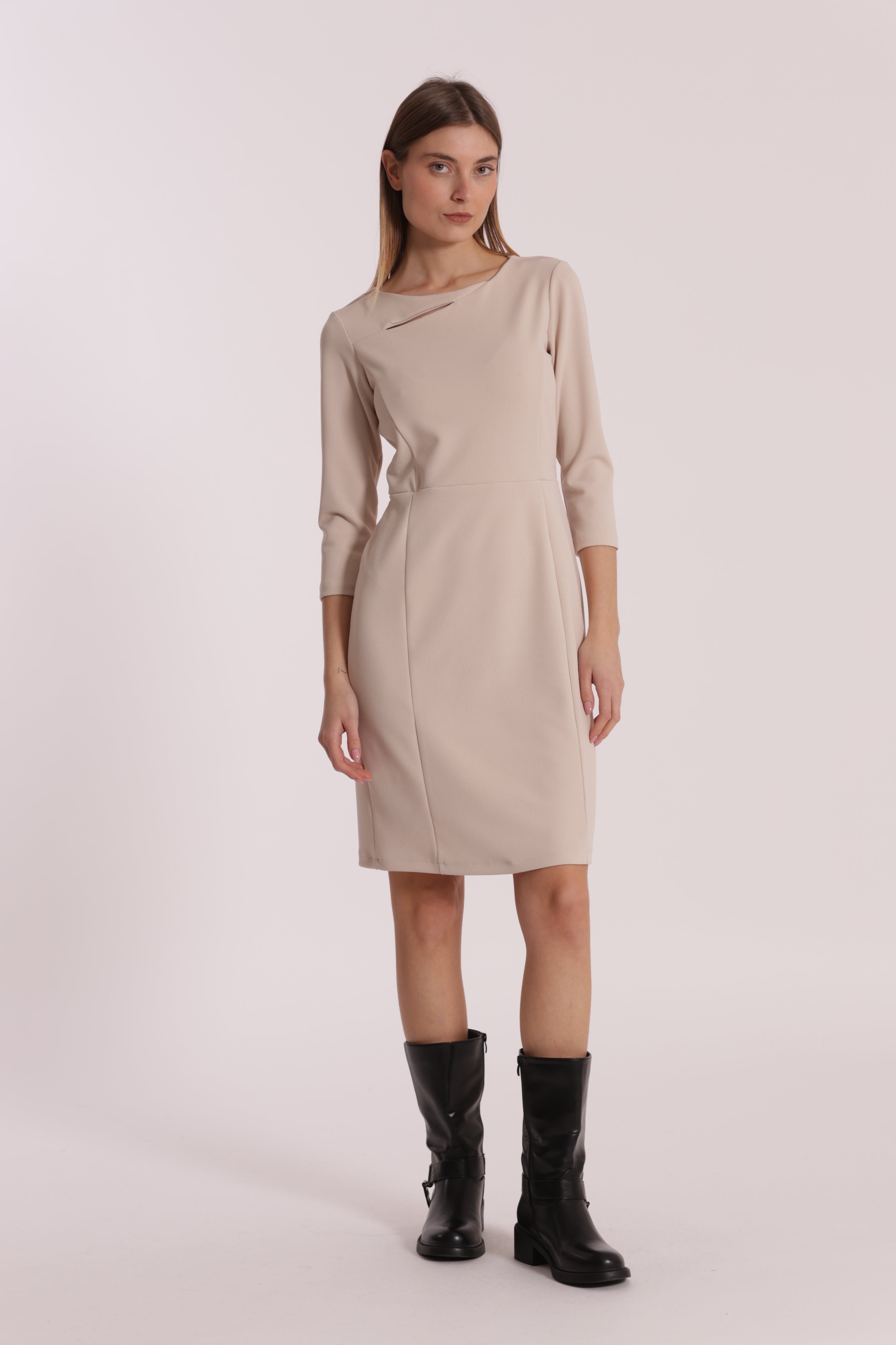 Mimi Mua Abito Corto in Crepe Cut Out Nero
