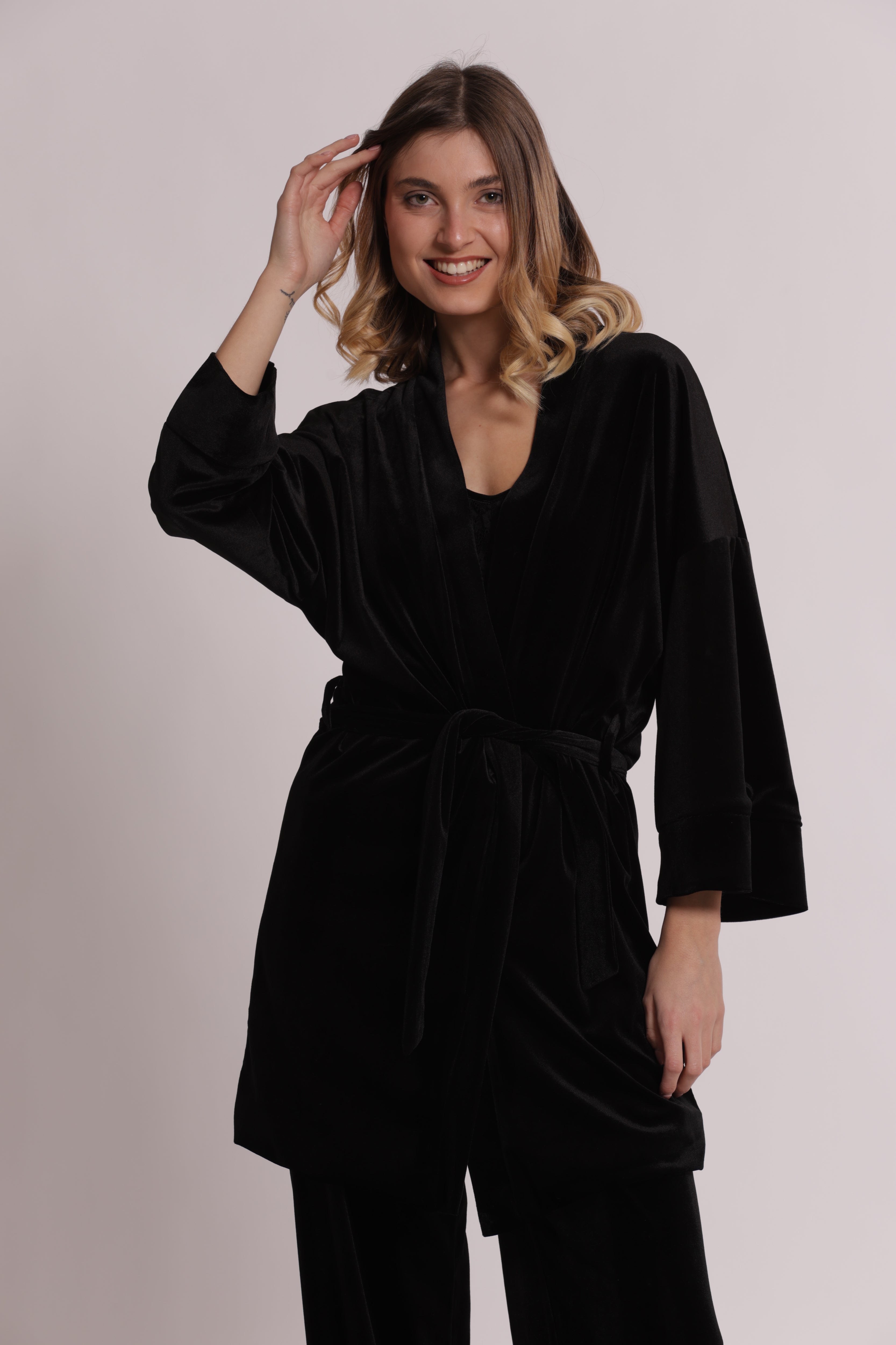 Mimi Mua kimono velluto giacca nero morbido