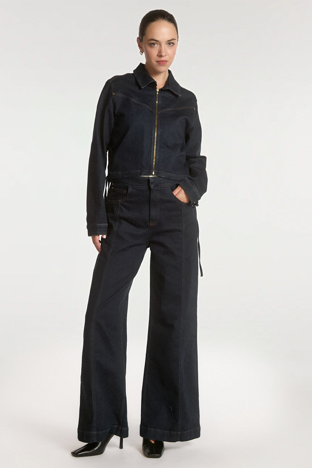 Aaiko Judith giacca jeans blu denim cropped con zip