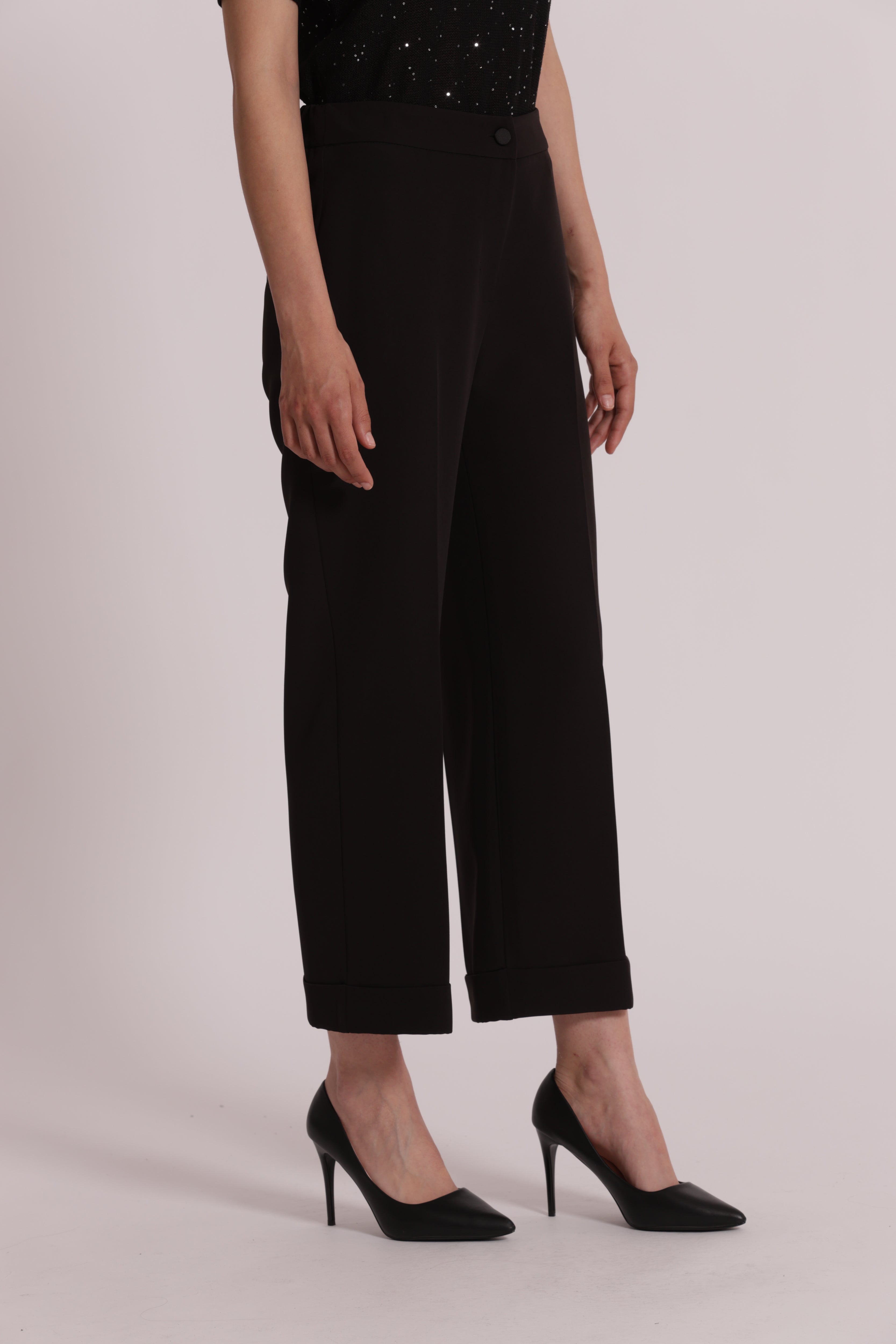 Mimi Mua pantaloni con risvolto neri elasticizzati