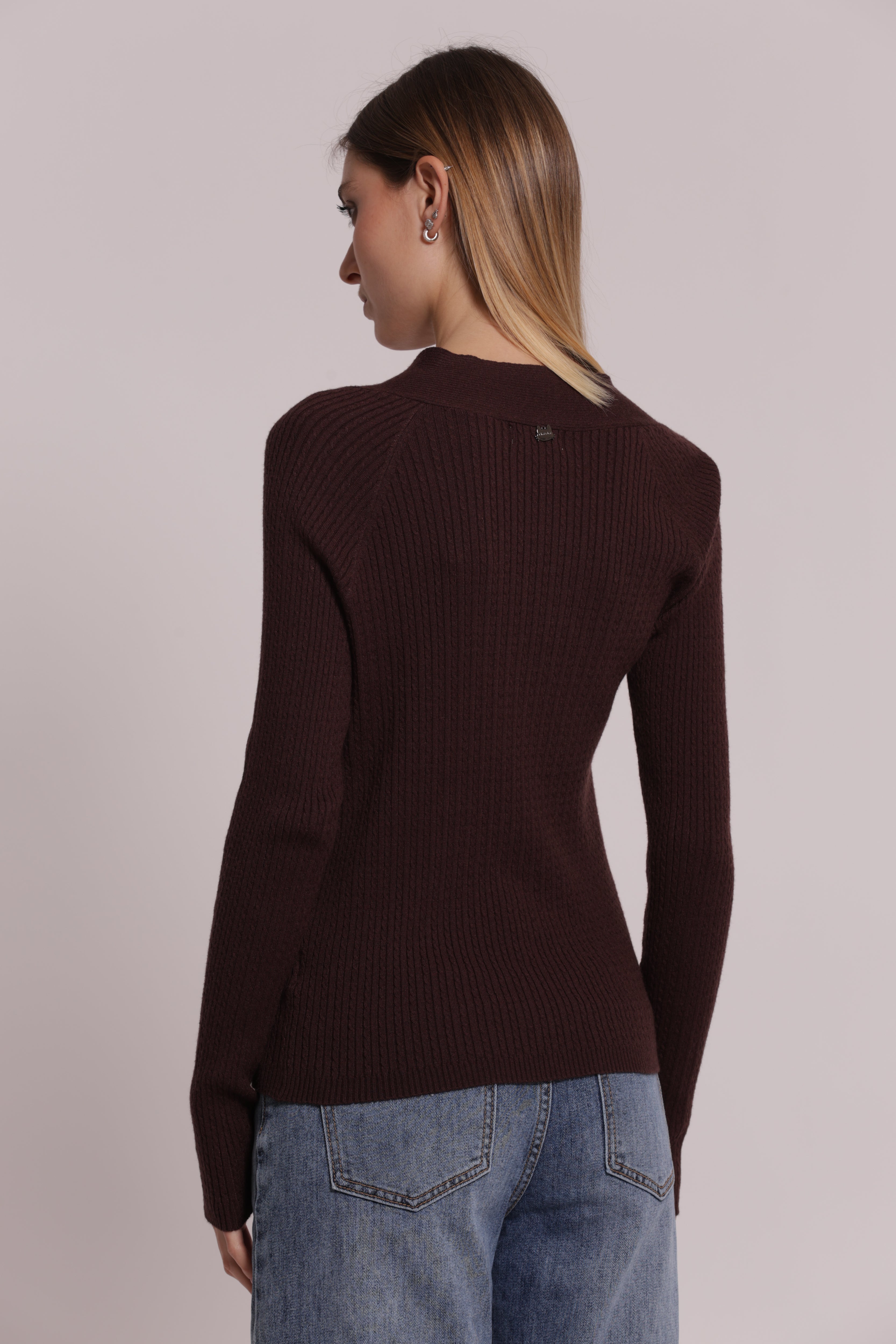 Mimi Mua Maglia Cut Out Nera Viscosa