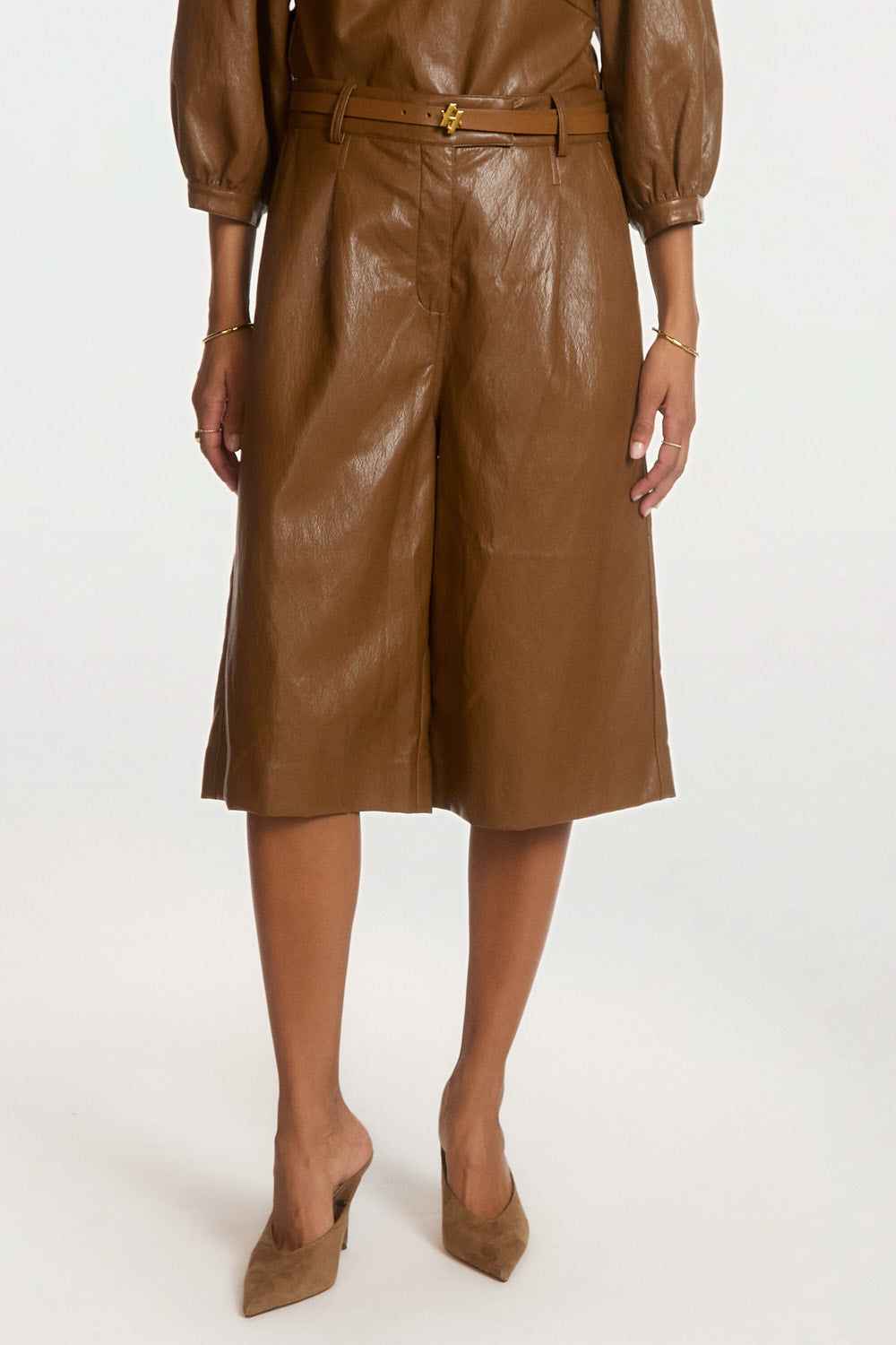 Aaiko Inaya shorts brown sugar ecopelle corti