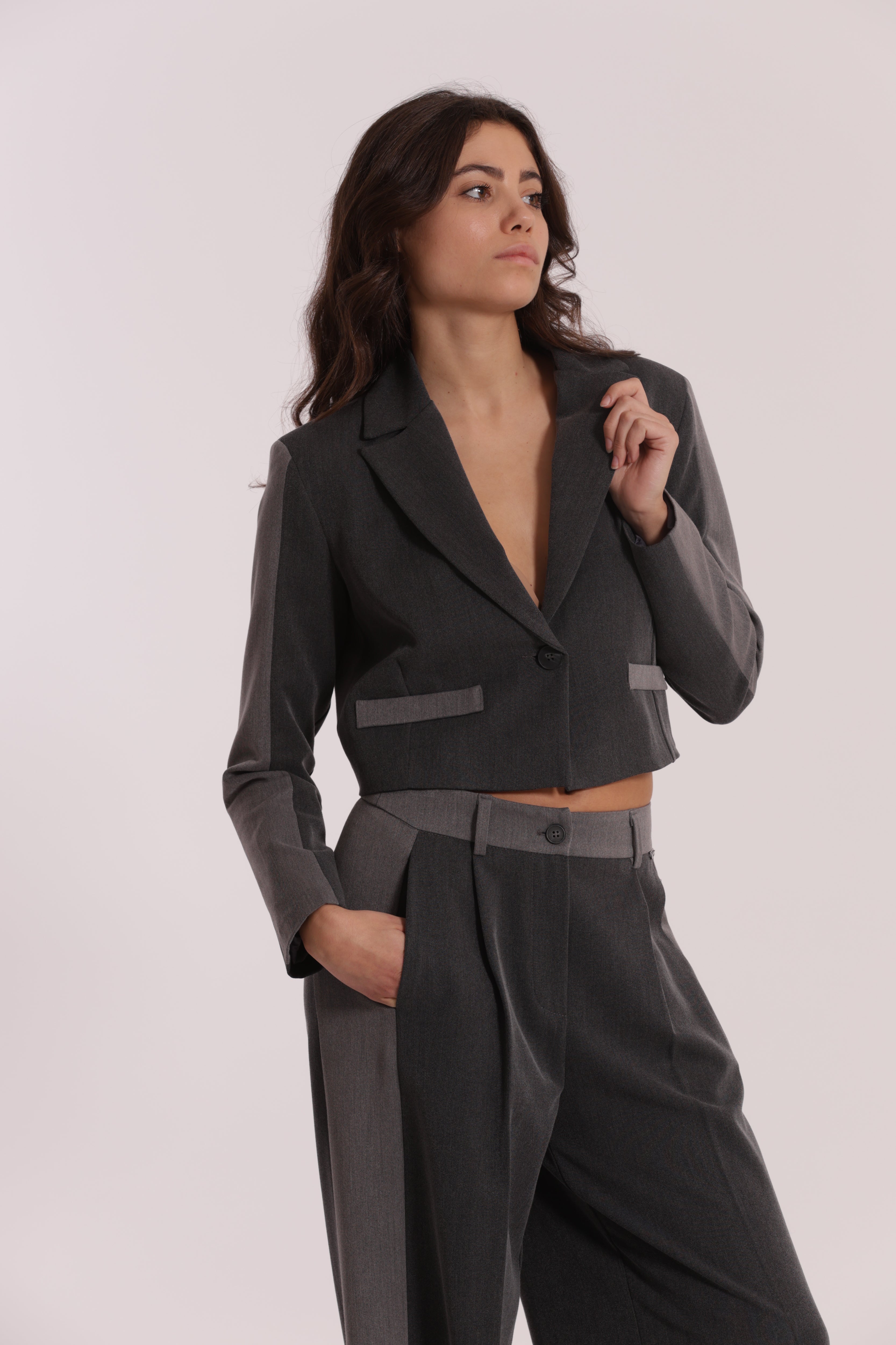Mimi Mua Color Block giacca grigio blu cropped