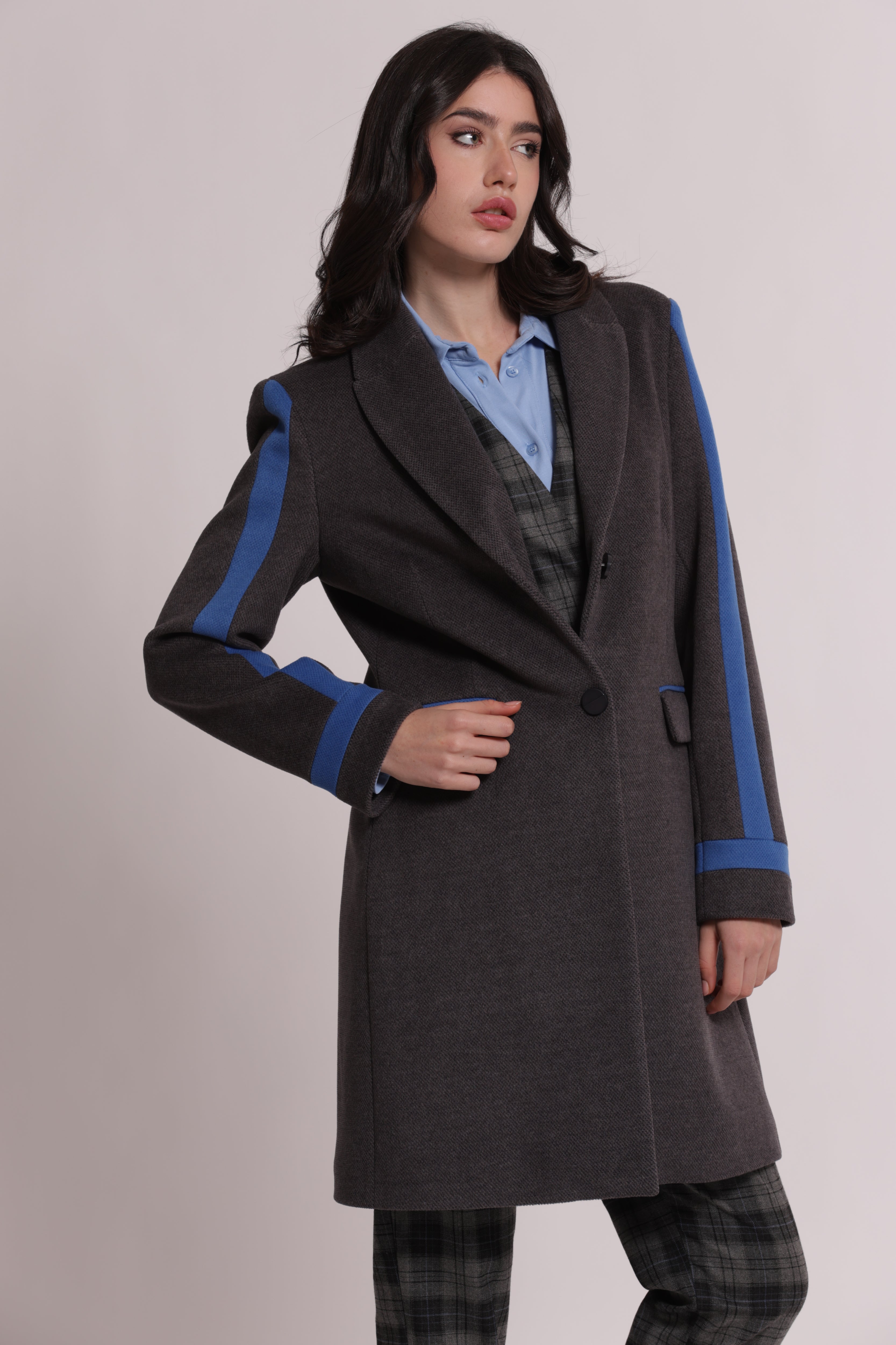 Mimi Mua Cappotto Baronetto Bicolor nero panna