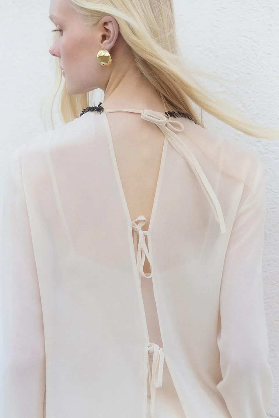 Semicouture Florinda blusa georgette sand ricamata